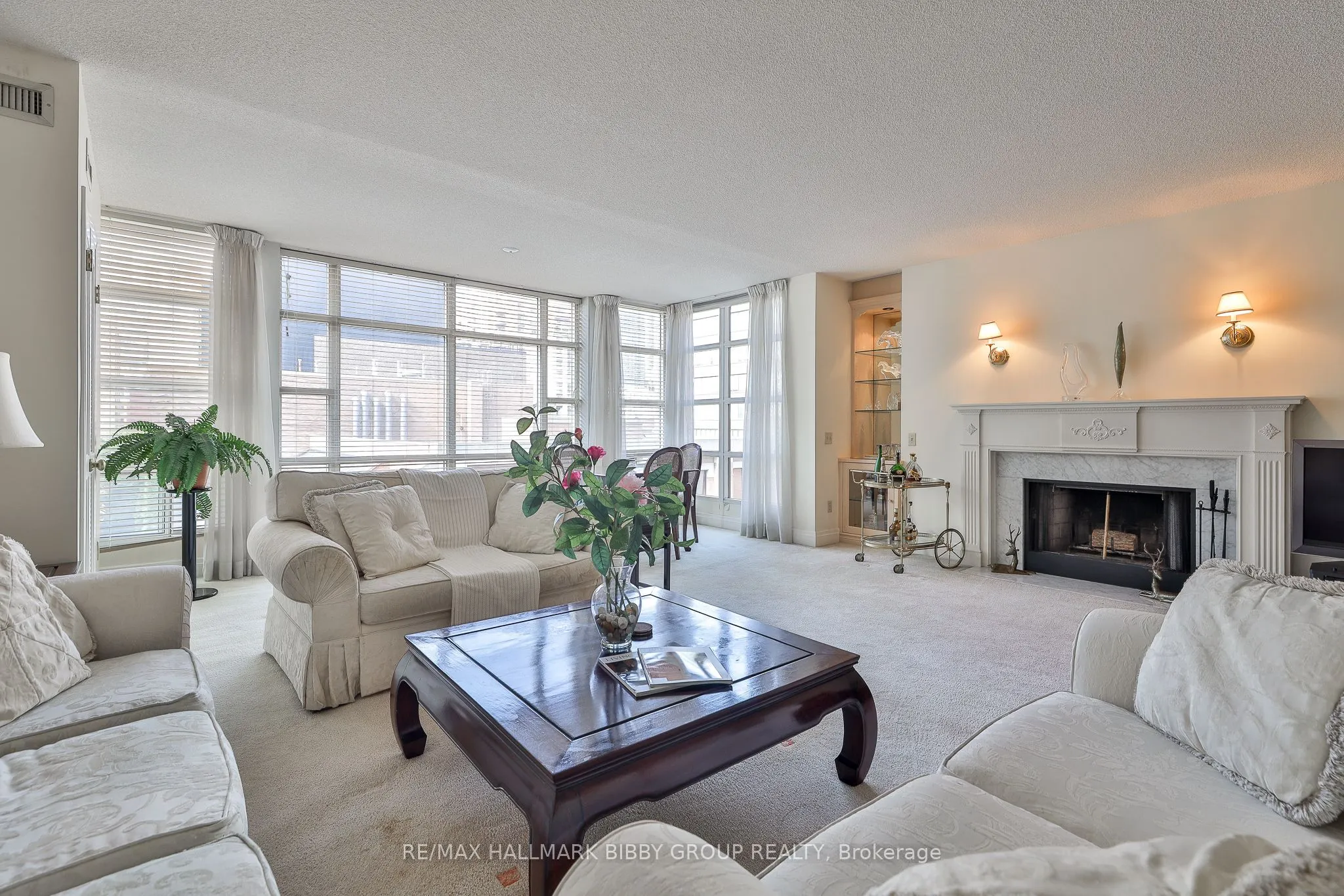 159 Frederick Street, #601