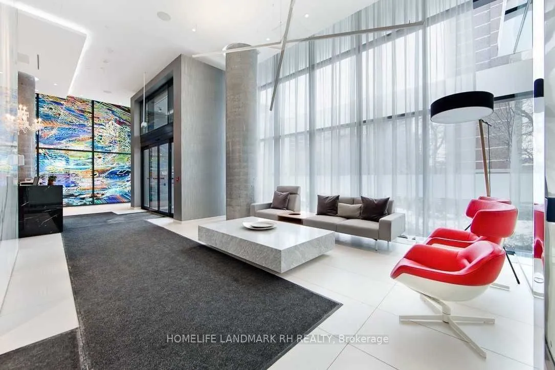 185 Roehampton Avenue, #1005