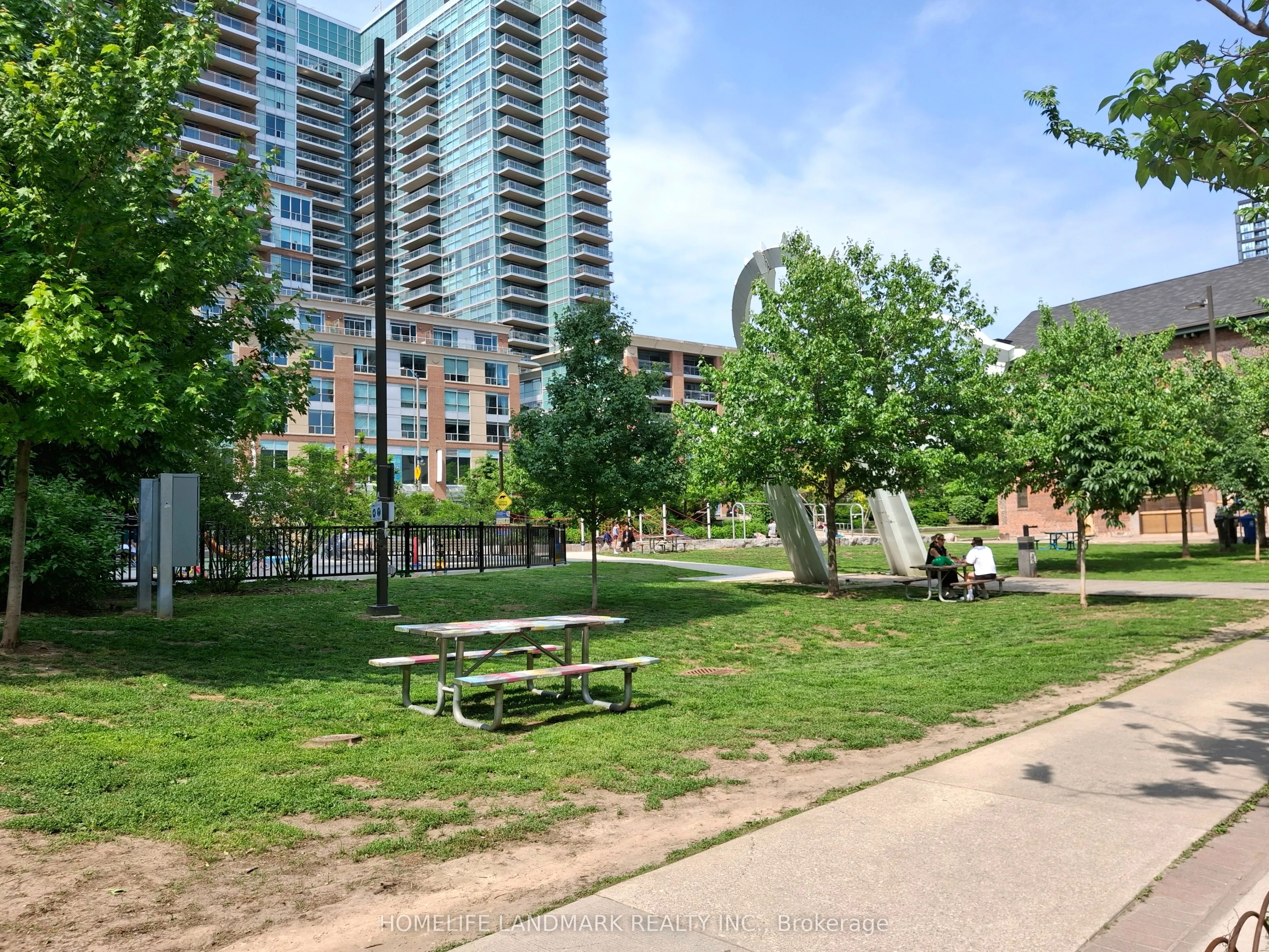 69 Lynn Williams Street, #405
