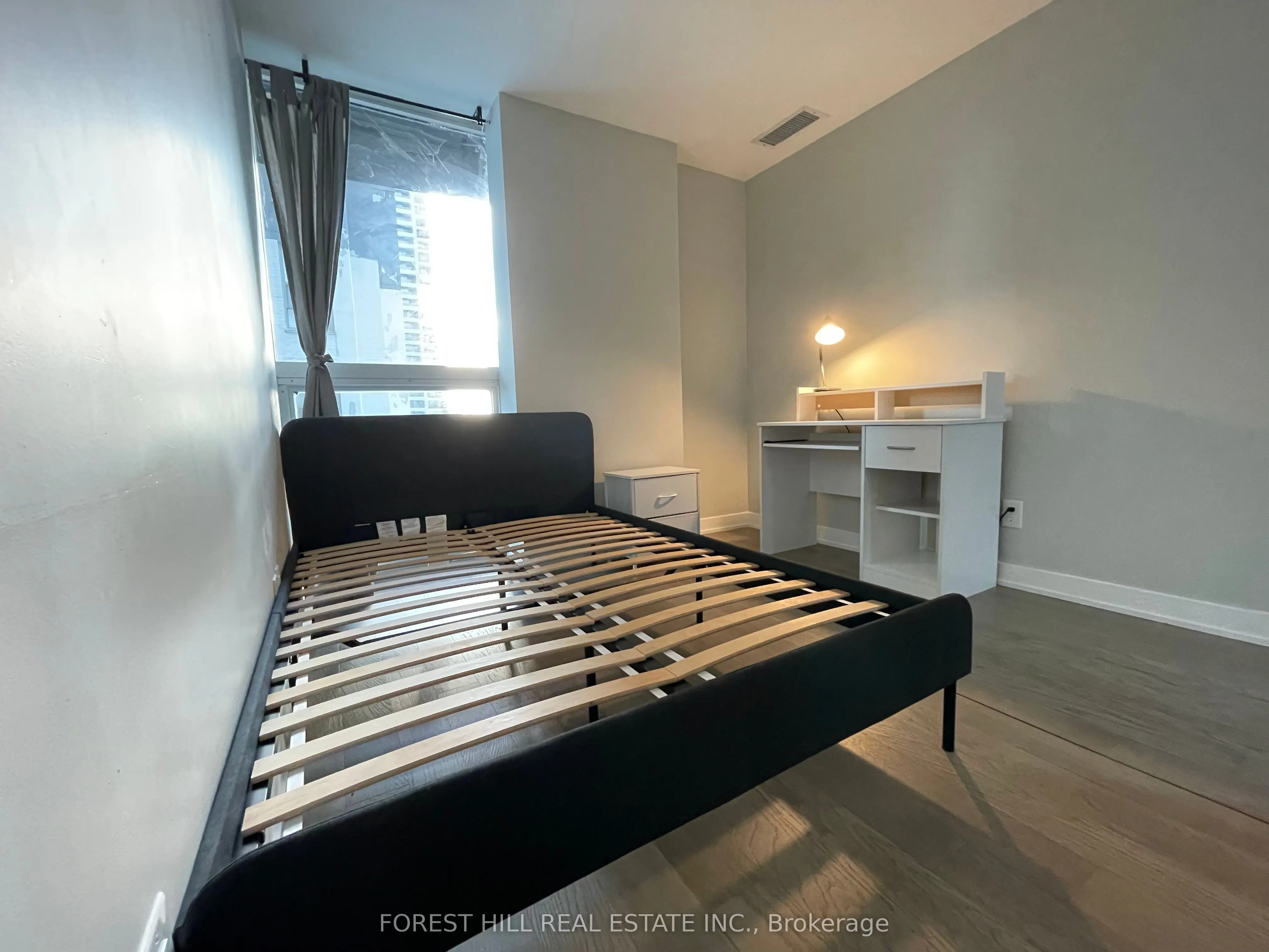 17 Dundonald Street, #1202