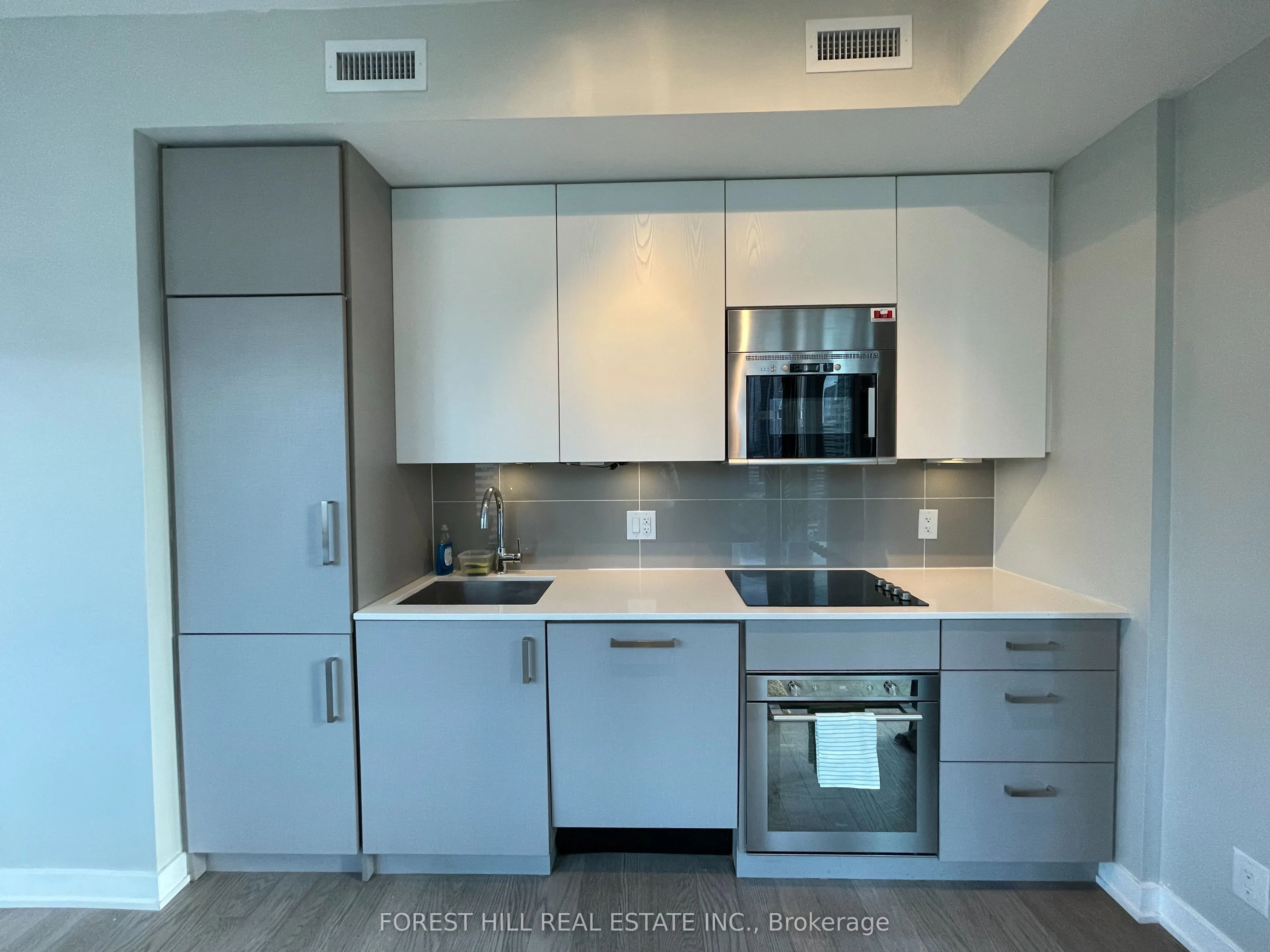 17 Dundonald Street, #1202