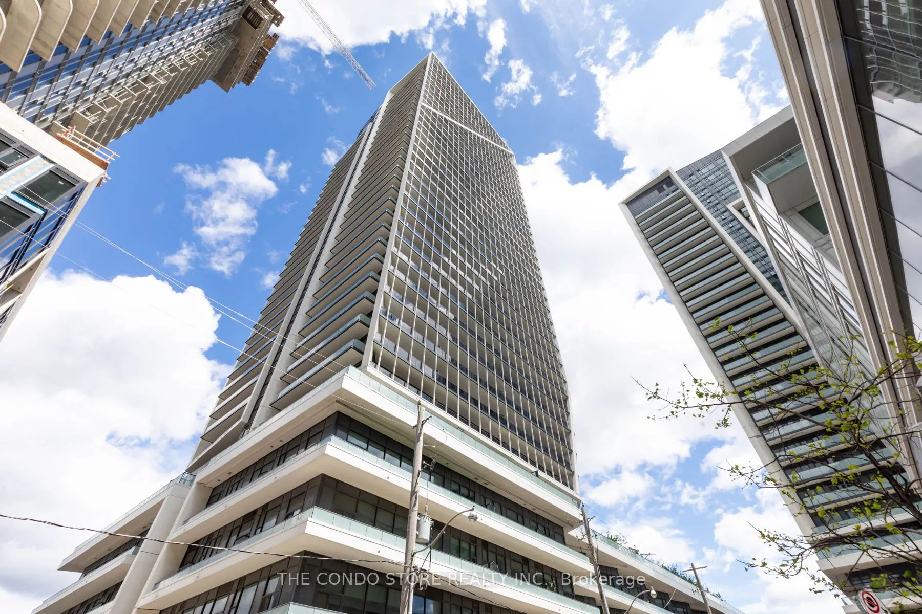 50 Ordnance Street, #1507