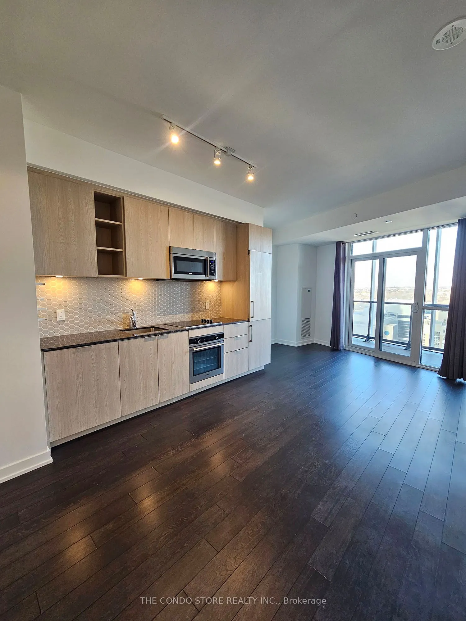 50 Ordnance Street, #1507