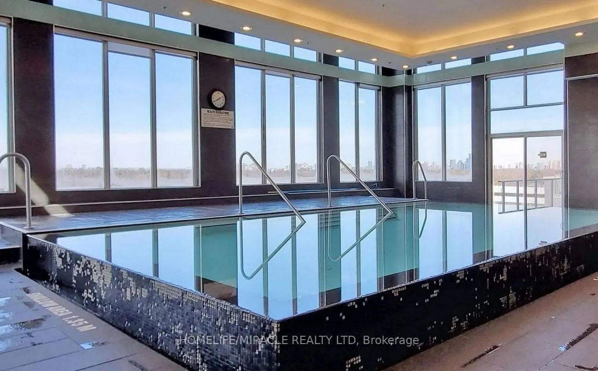 565 Wilson Avenue, #1301
