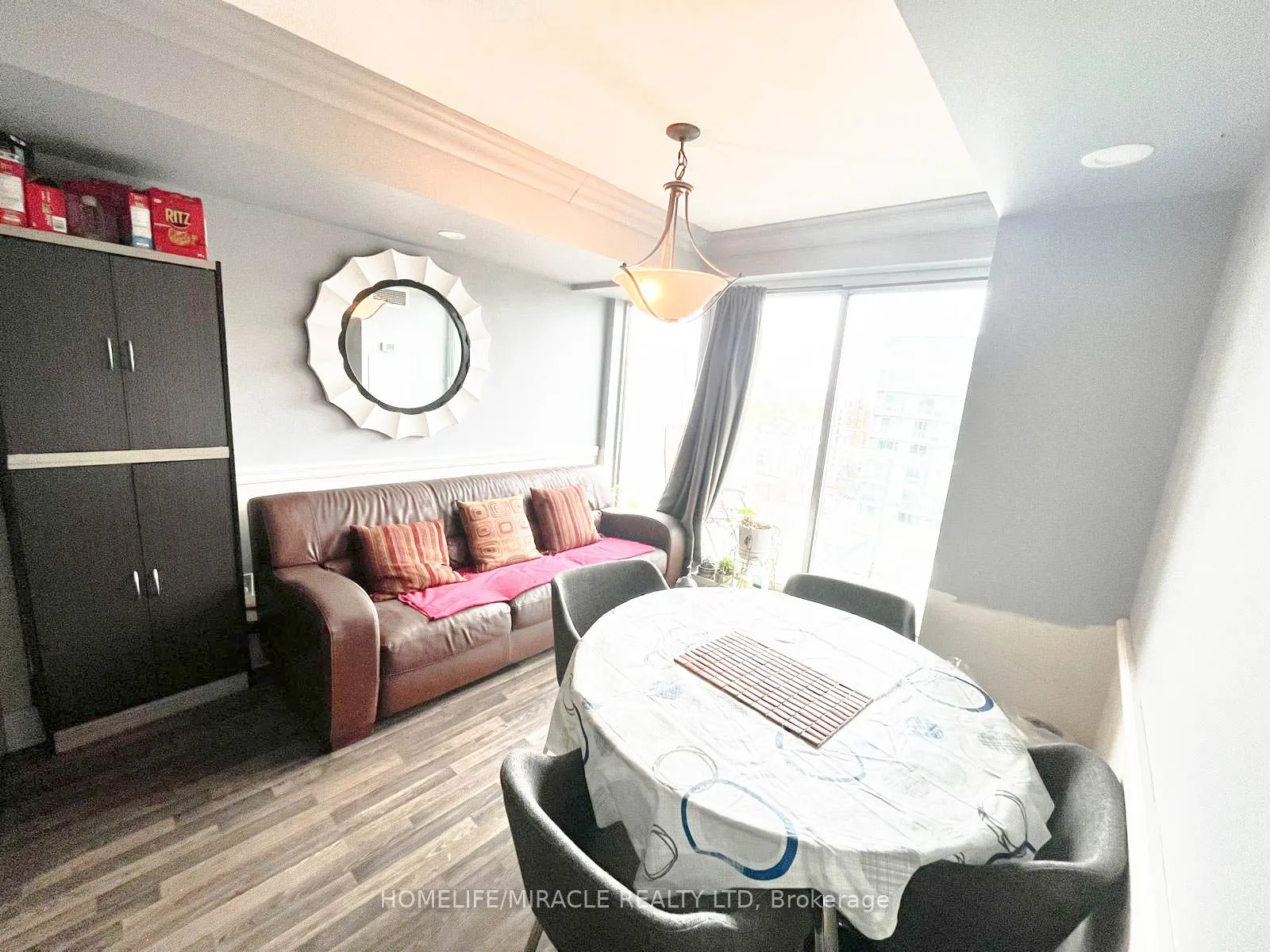 565 Wilson Avenue, #1301