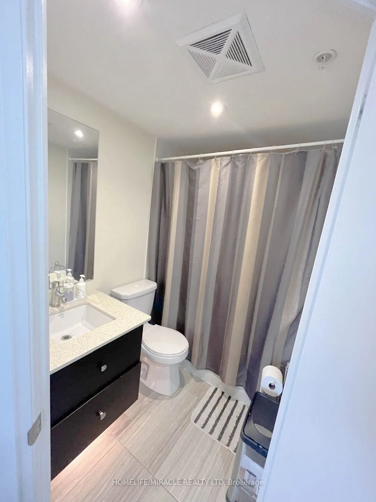 565 Wilson Avenue, #1301