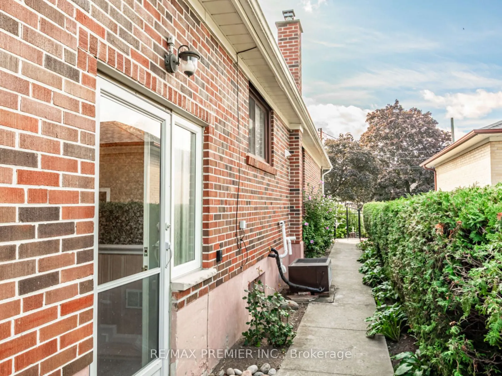 150 Codsell Avenue