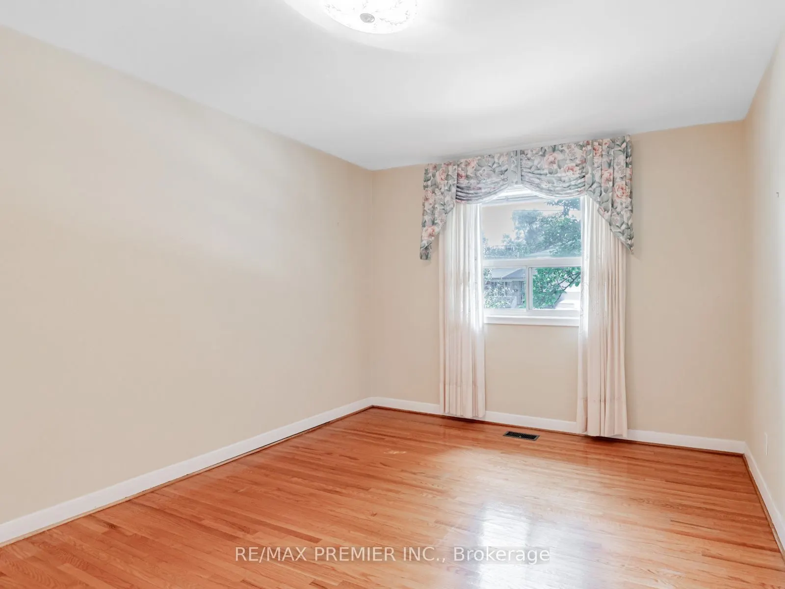 150 Codsell Avenue