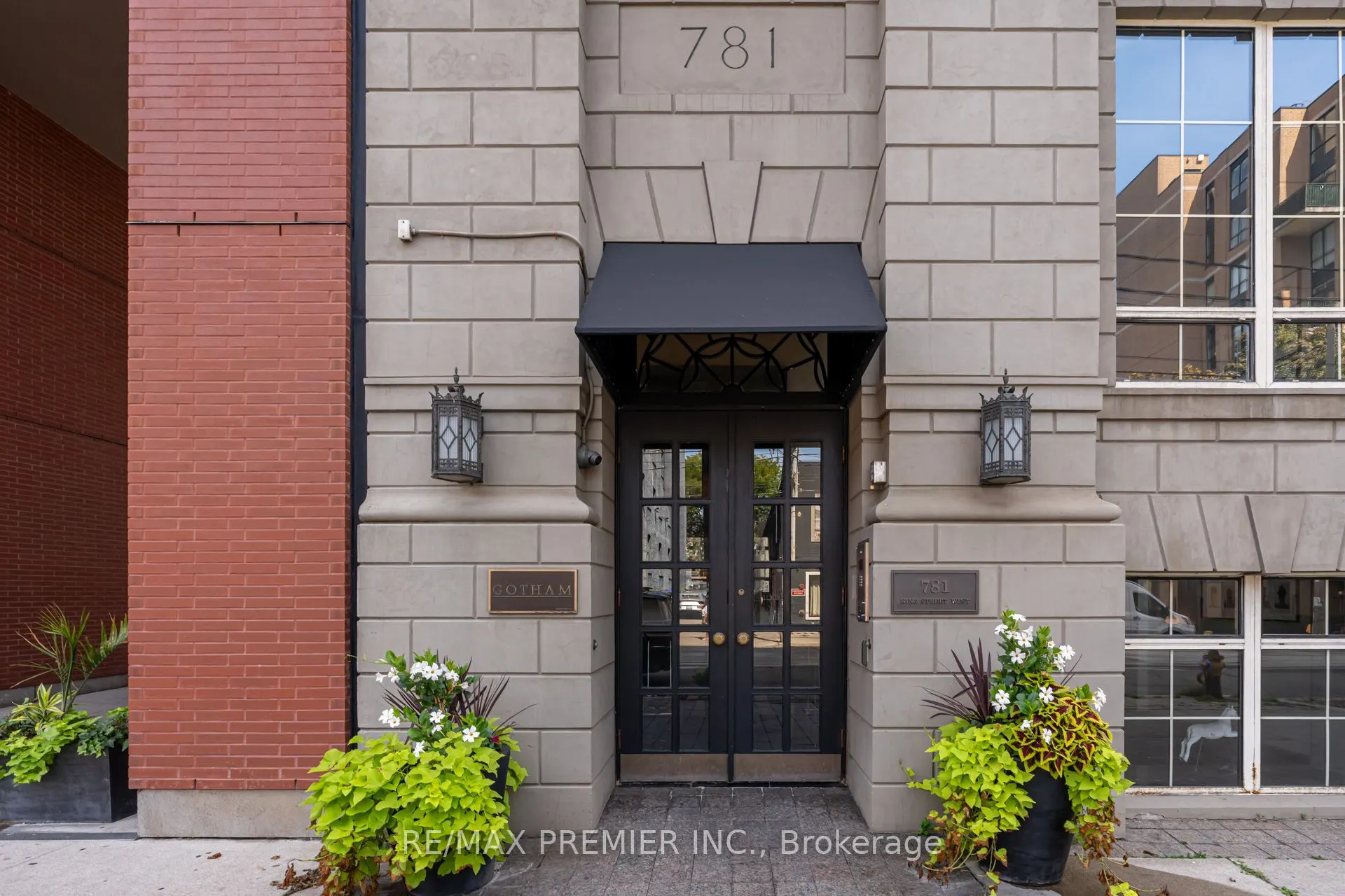 781 King Street W, #501