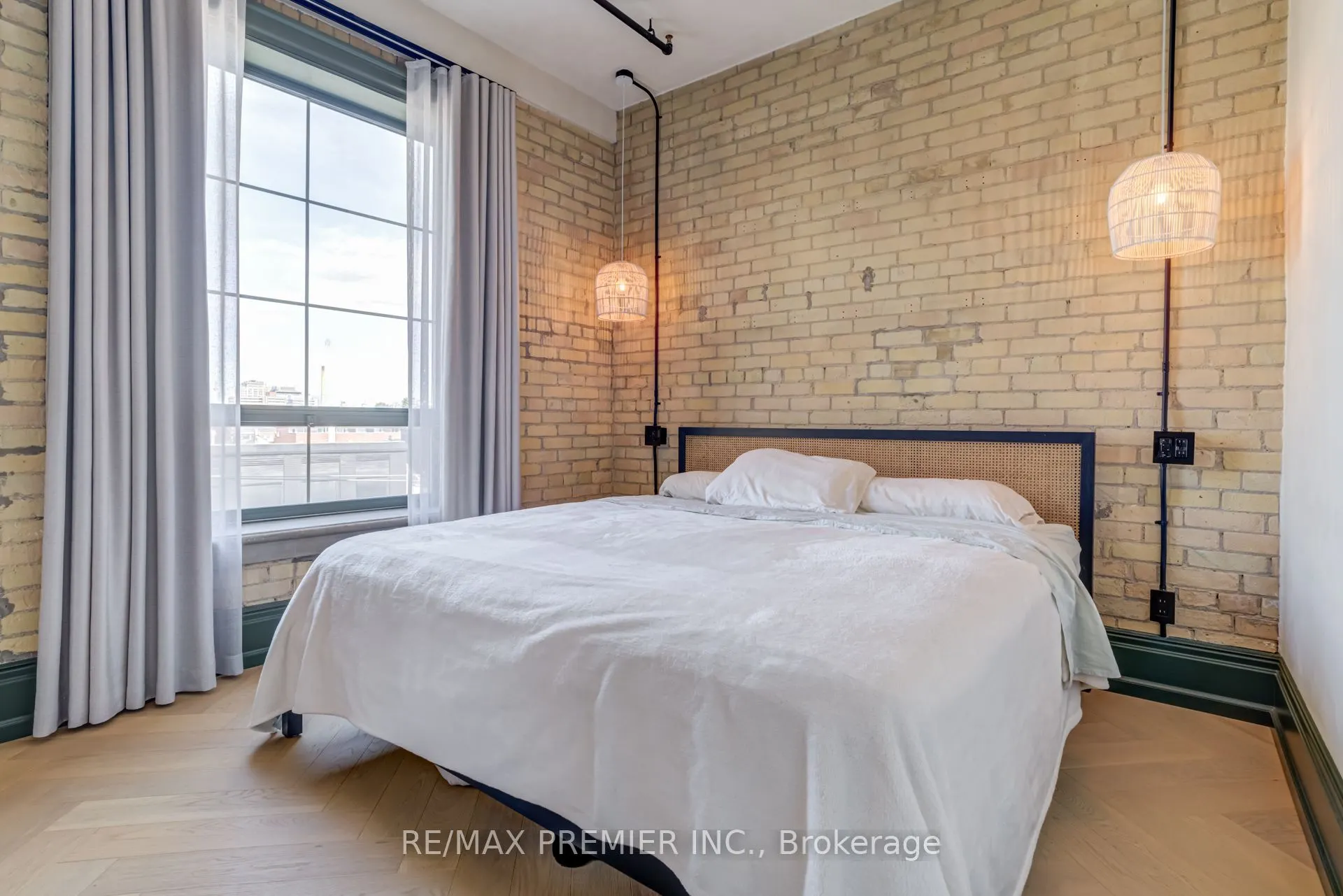 781 King Street W, #501