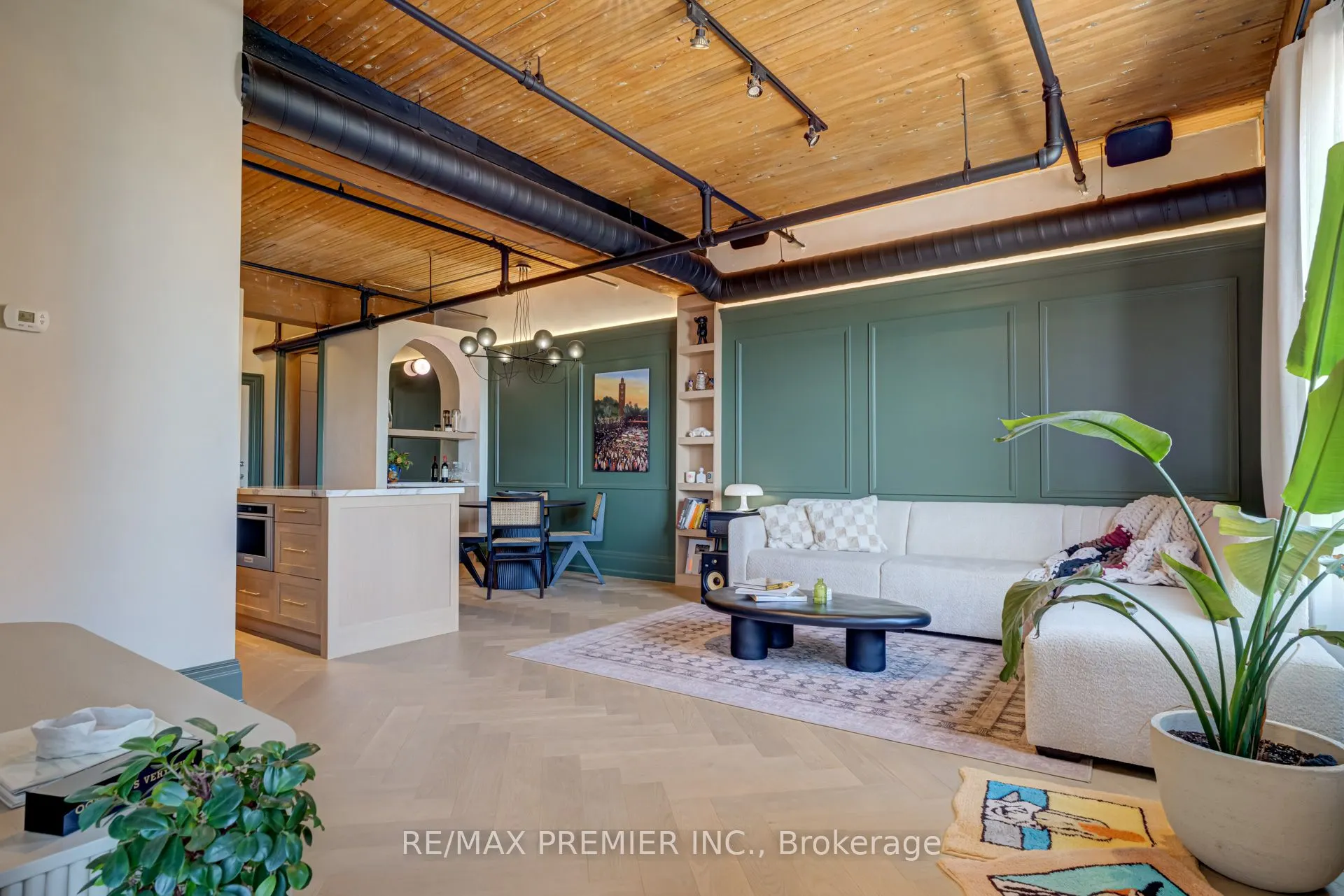 781 King Street W, #501
