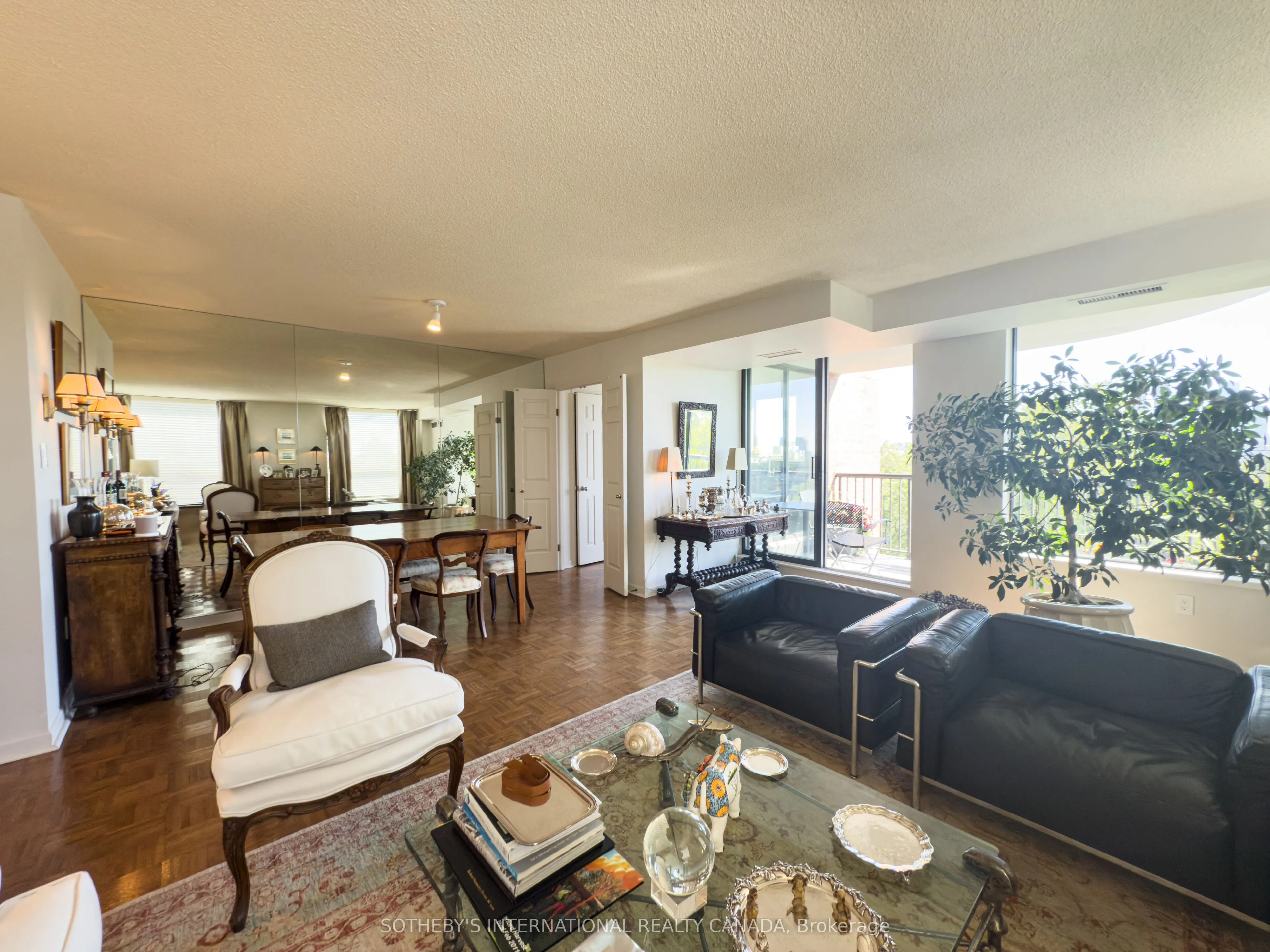 47 St Clair Avenue W, #705