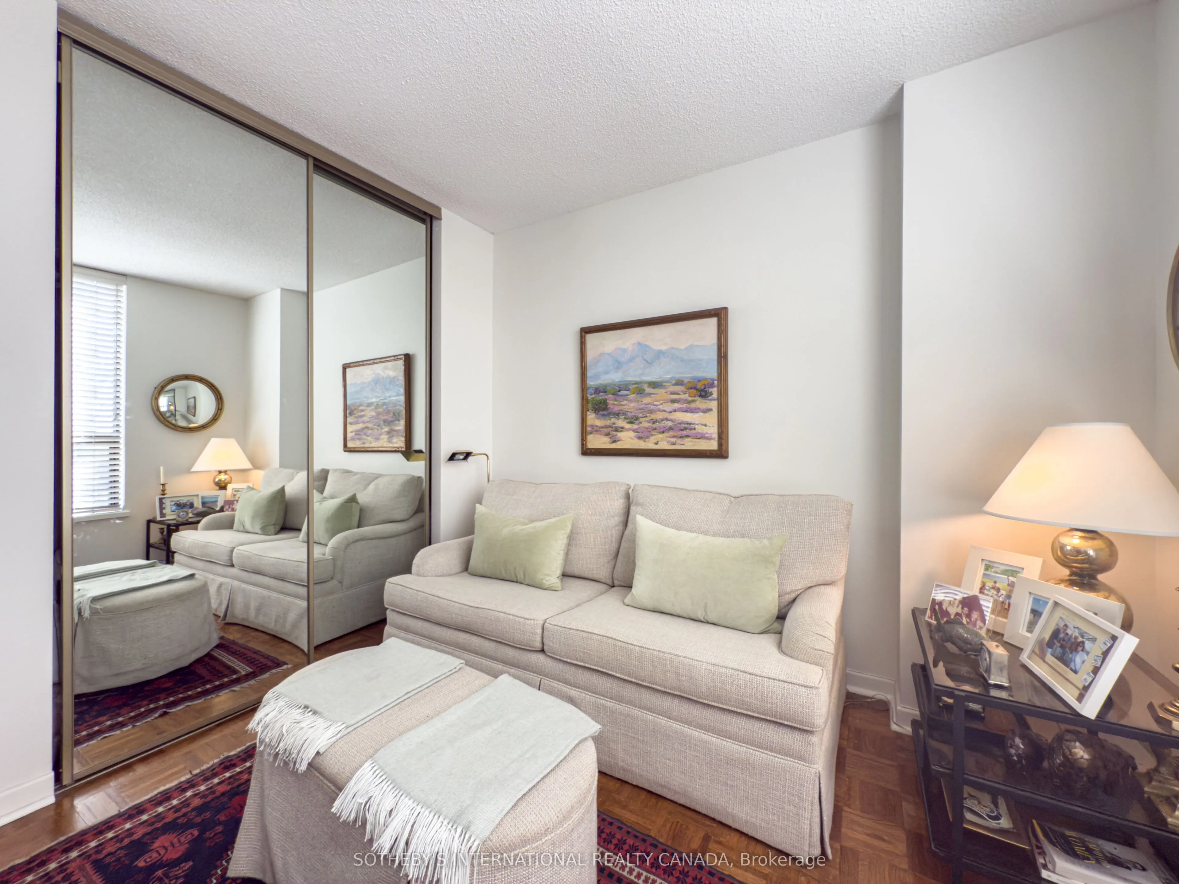 47 St Clair Avenue W, #705