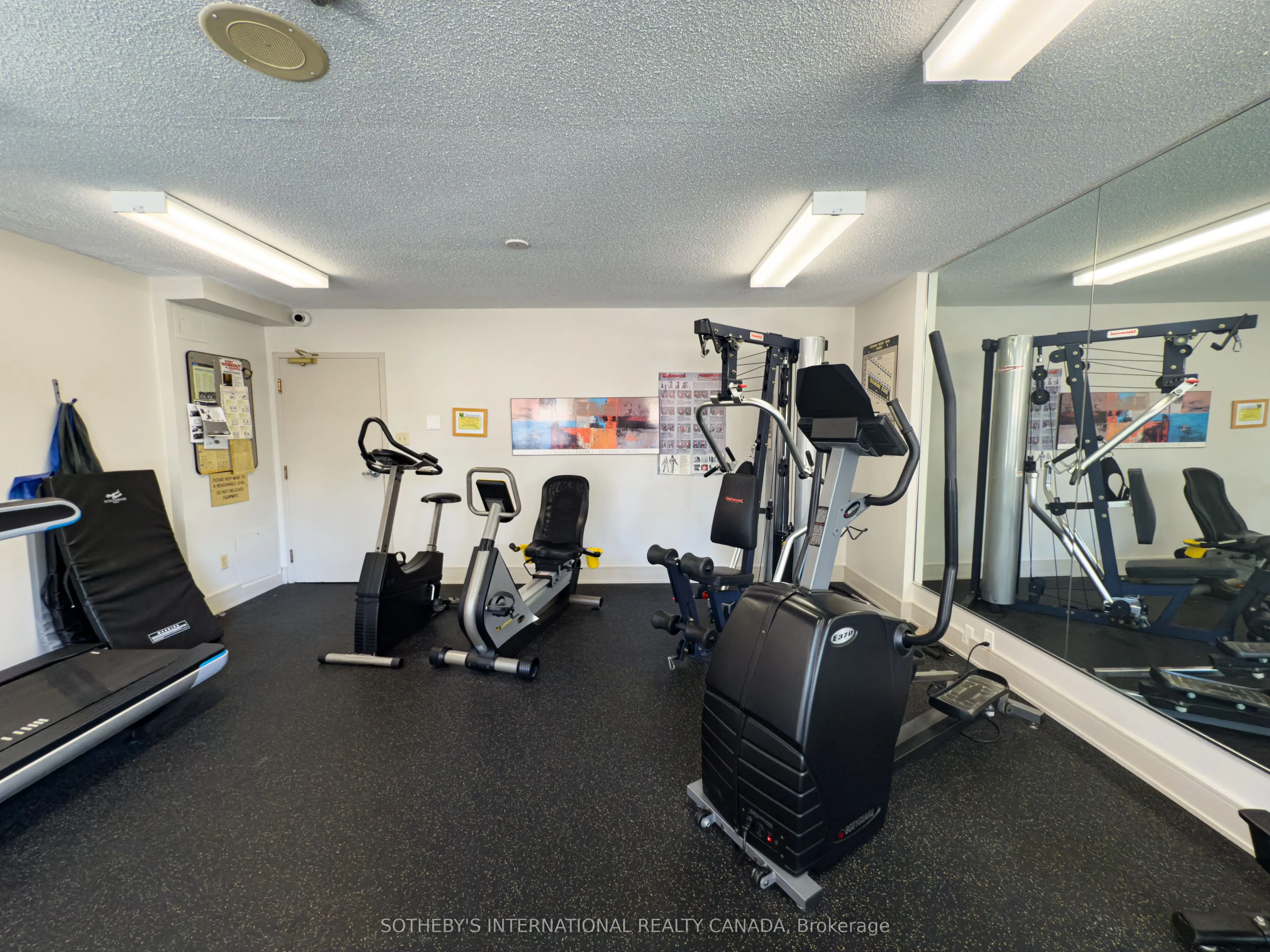 47 St Clair Avenue W, #705