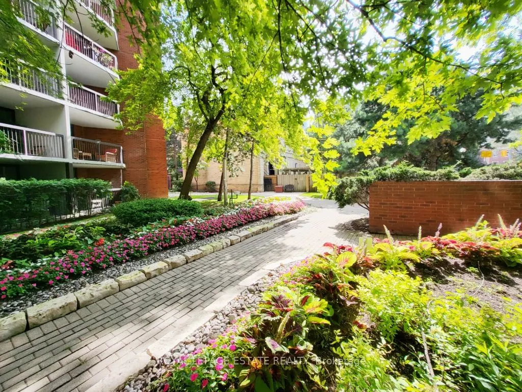 77 Maitland Place, #1526