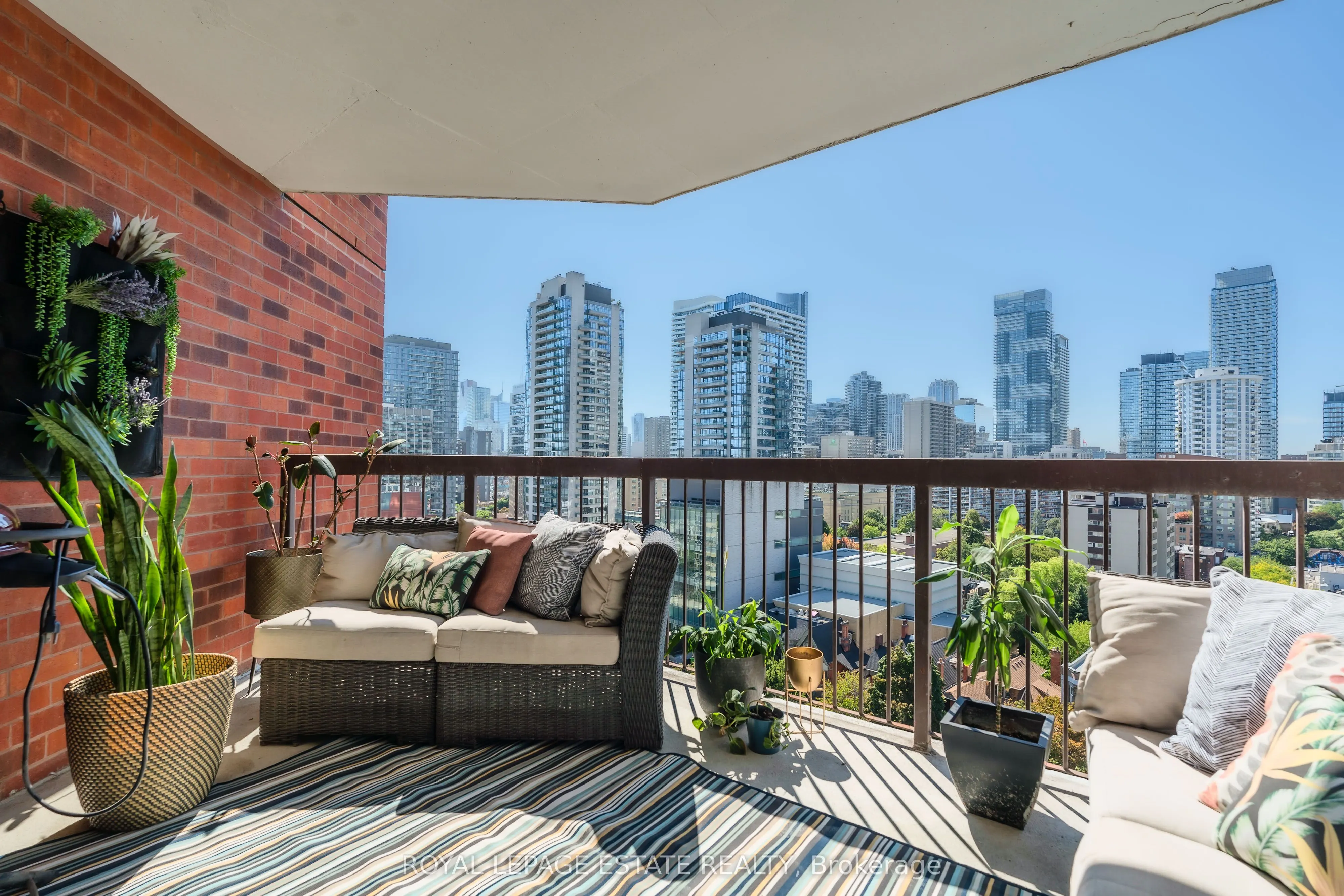 77 Maitland Place, #1526