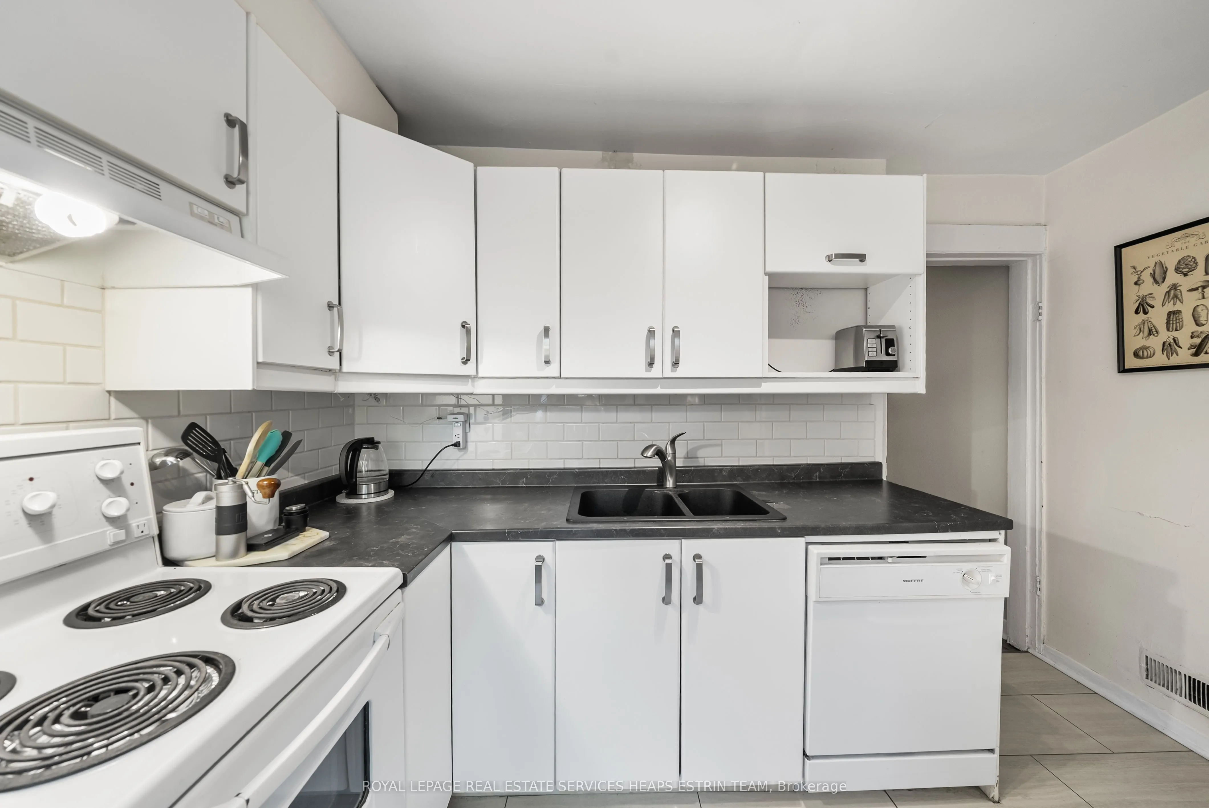 11 Salisbury Avenue, #Upper