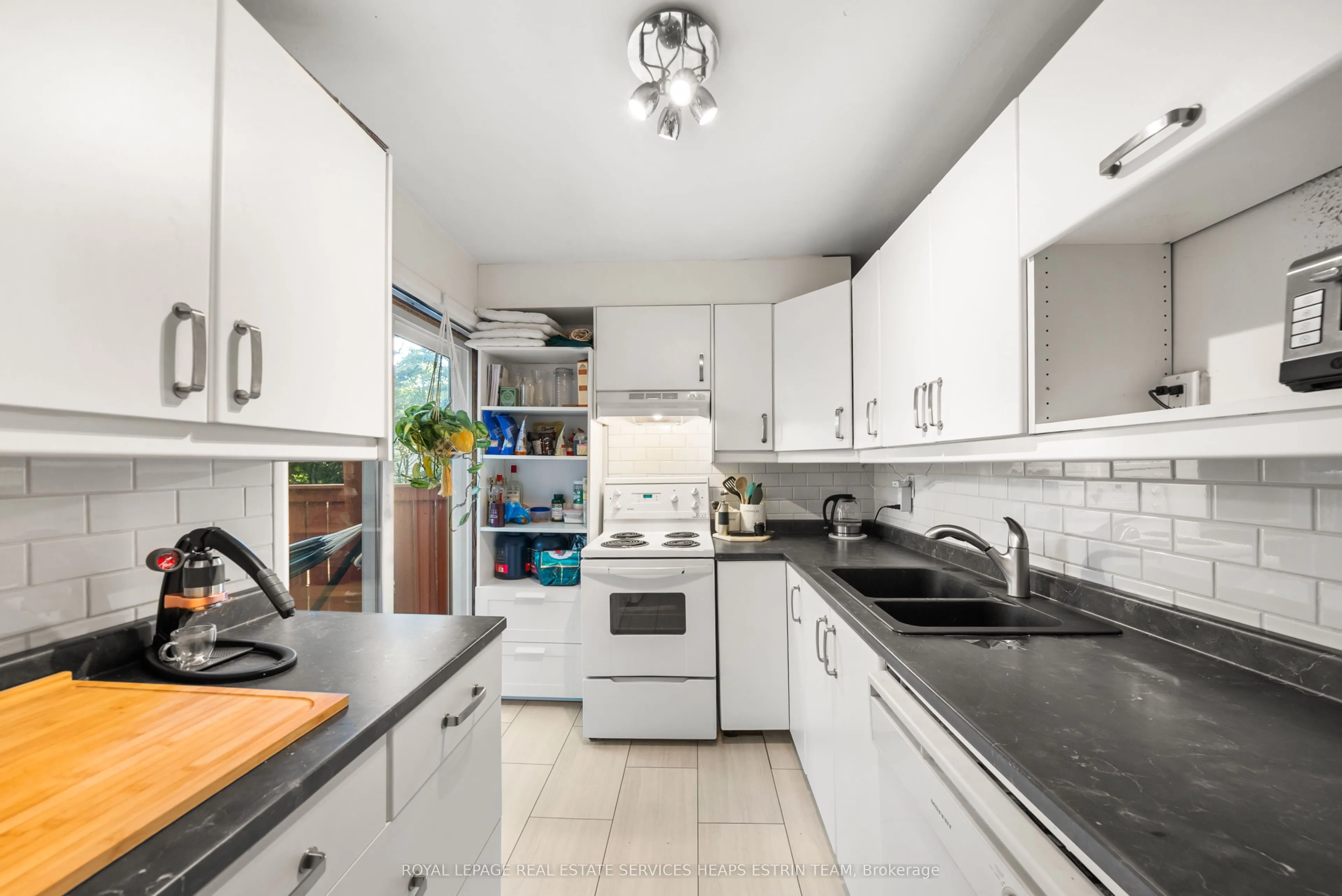 11 Salisbury Avenue, #Upper