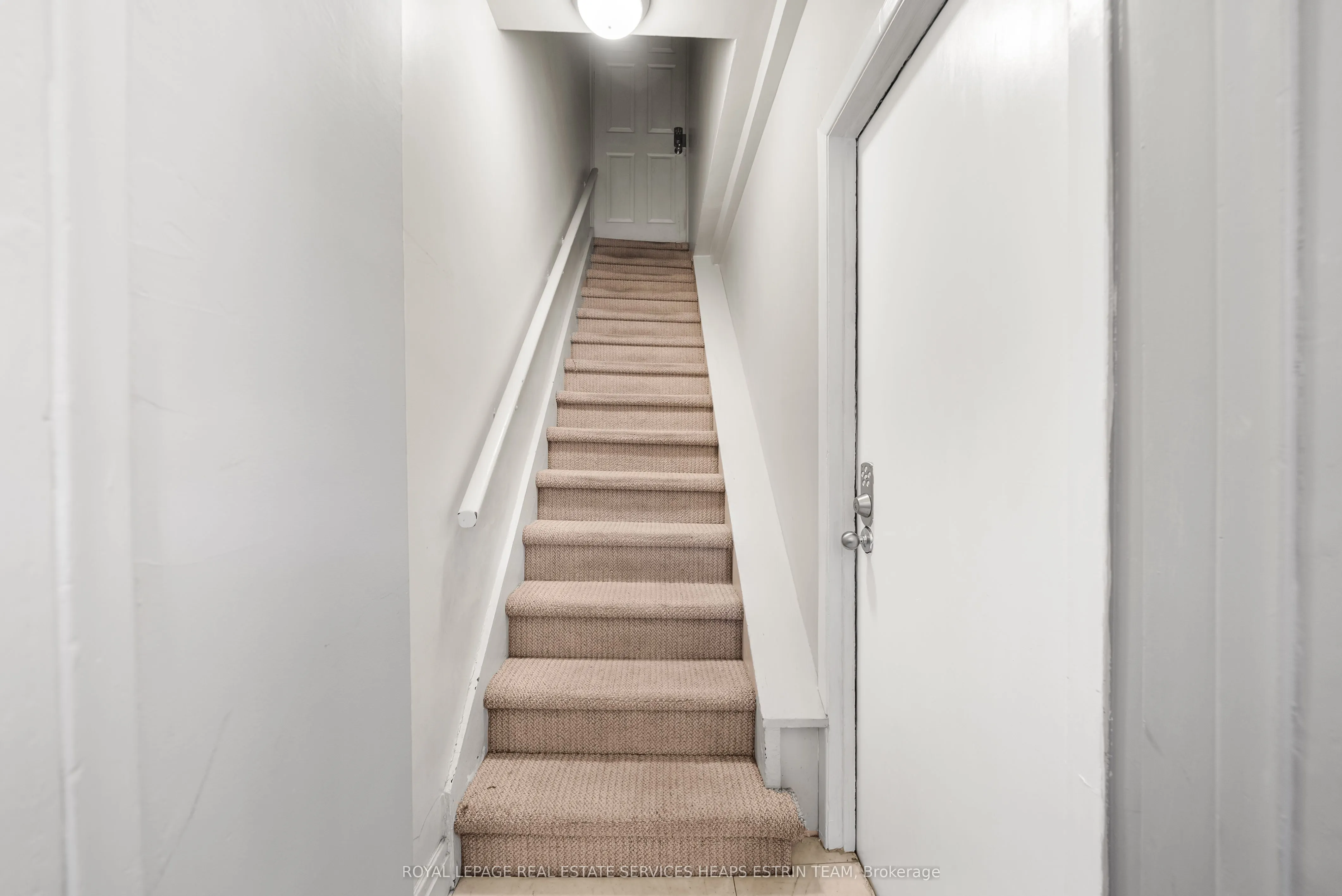 11 Salisbury Avenue, #Upper