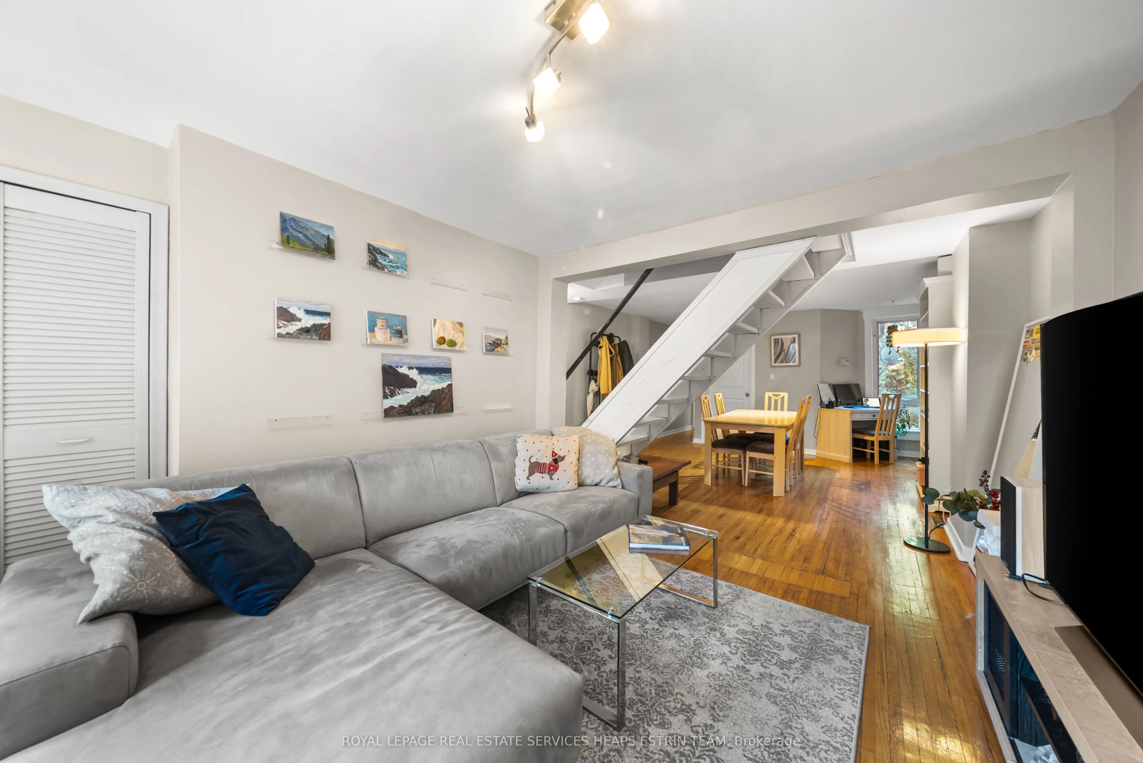 11 Salisbury Avenue, #Upper