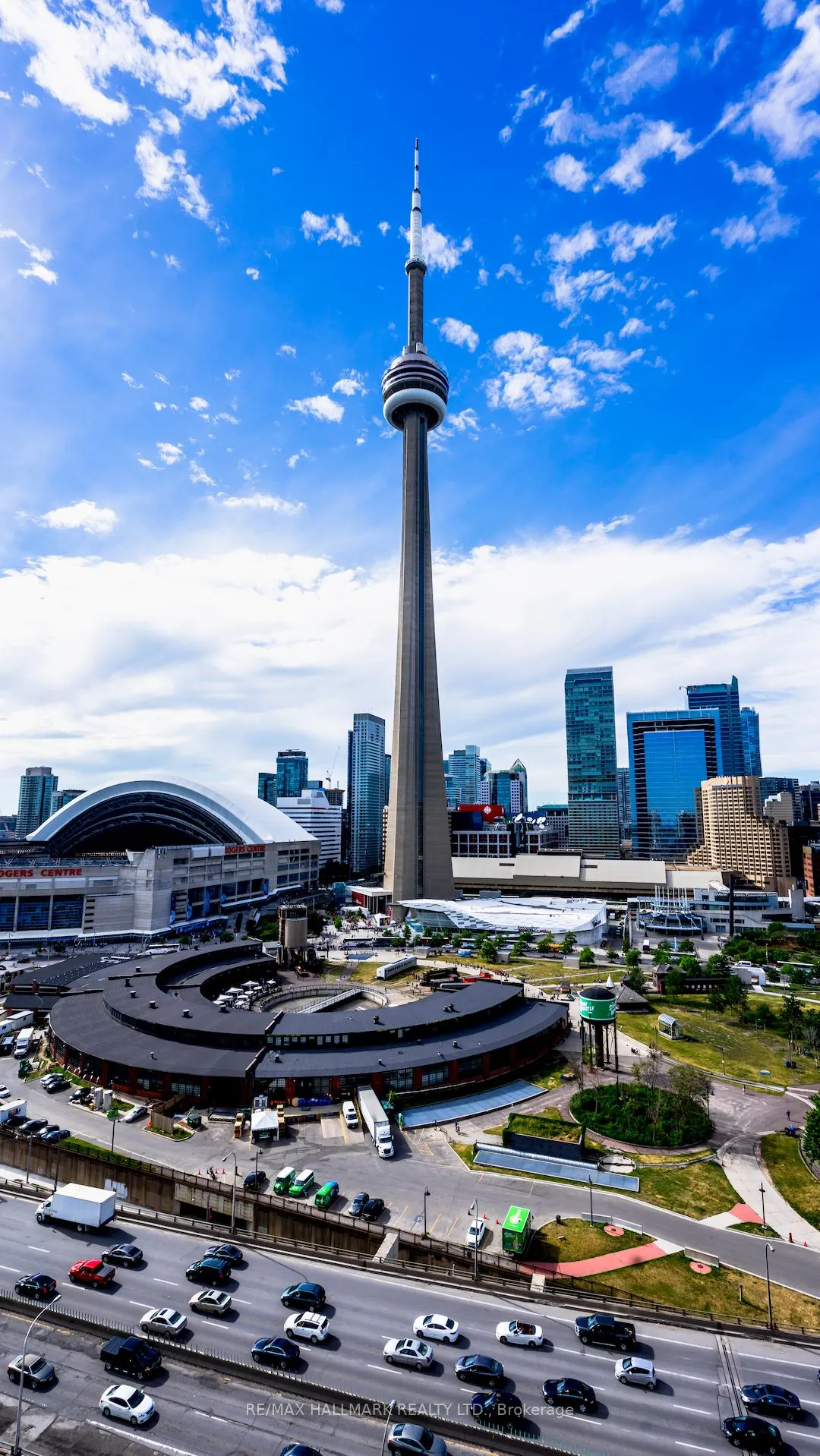 230 Queens Quay W, #2525
