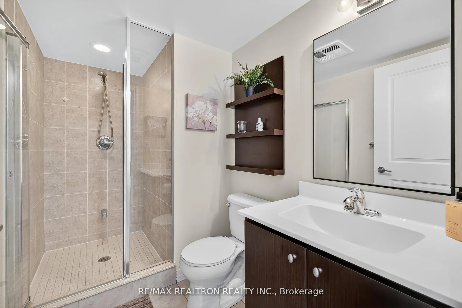 2015 Sheppard Avenue E, #301
