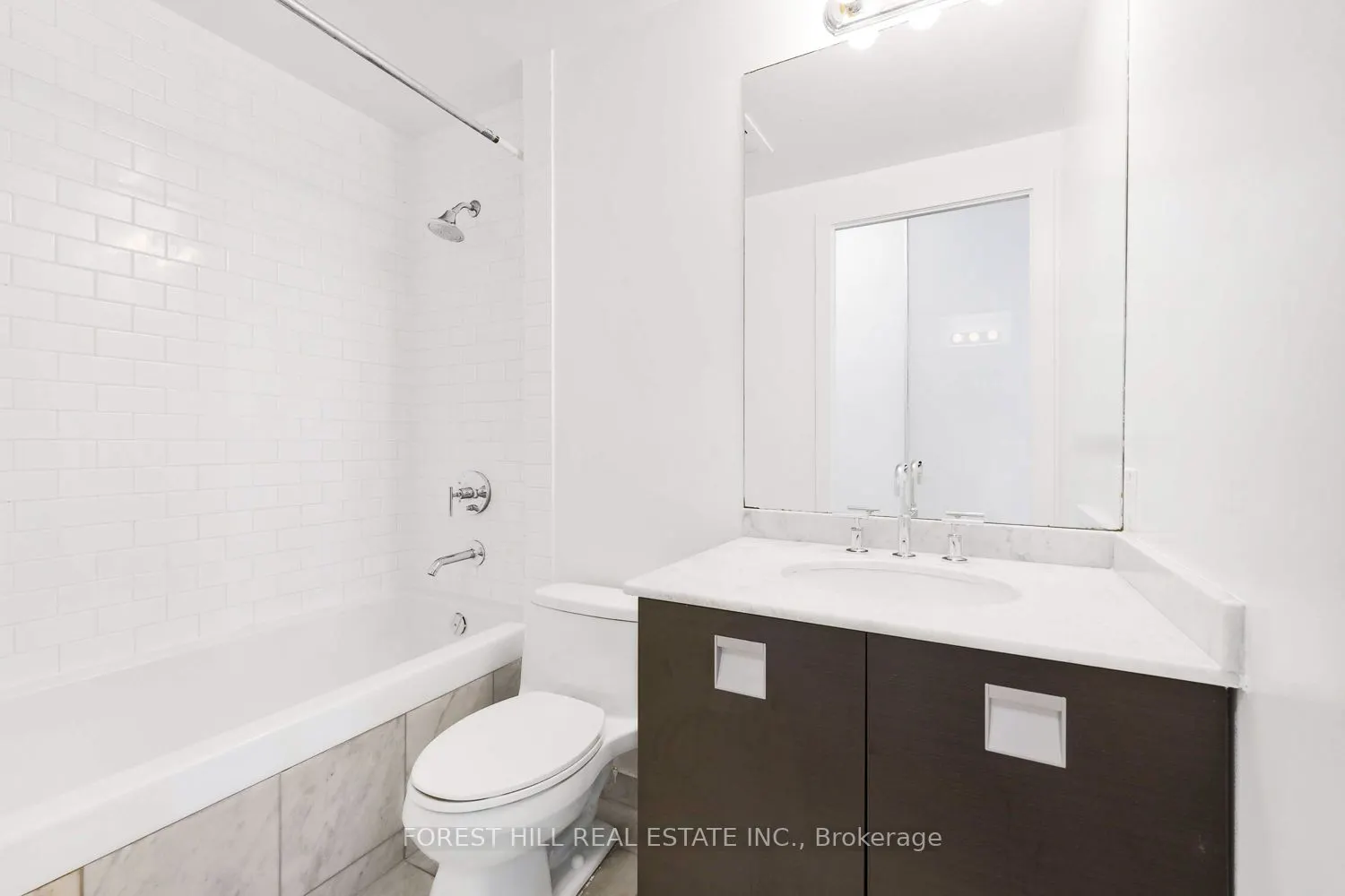 33 Charles Street E, #3210