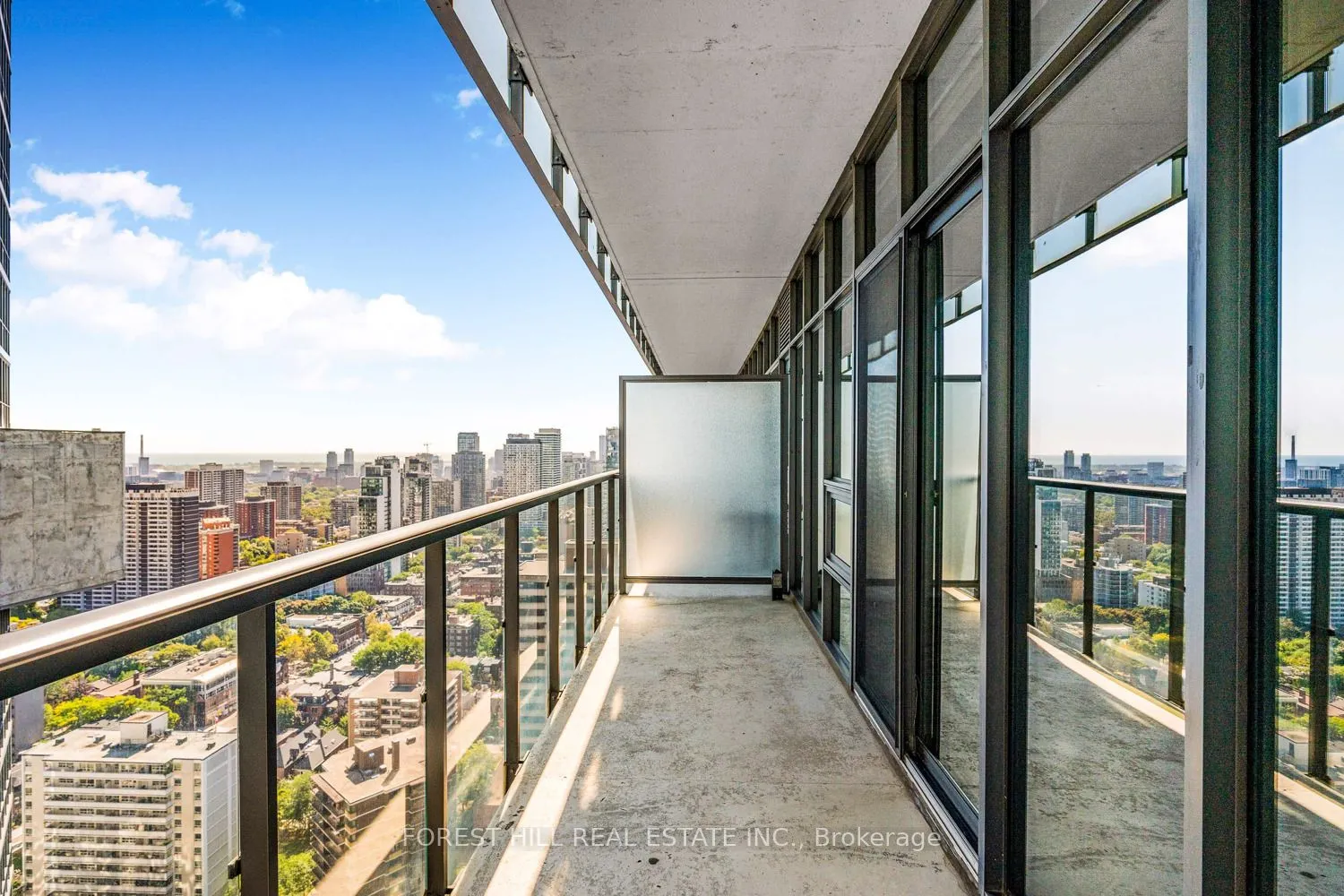 33 Charles Street E, #3210