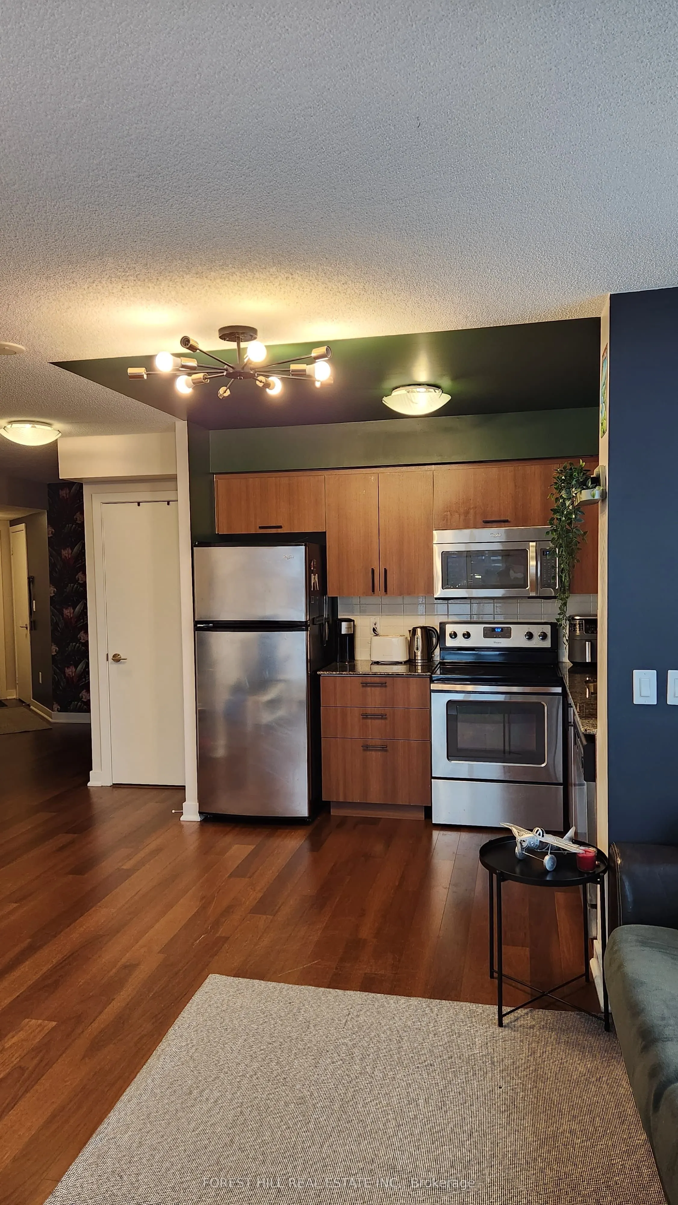 5740 Yonge Street, #604
