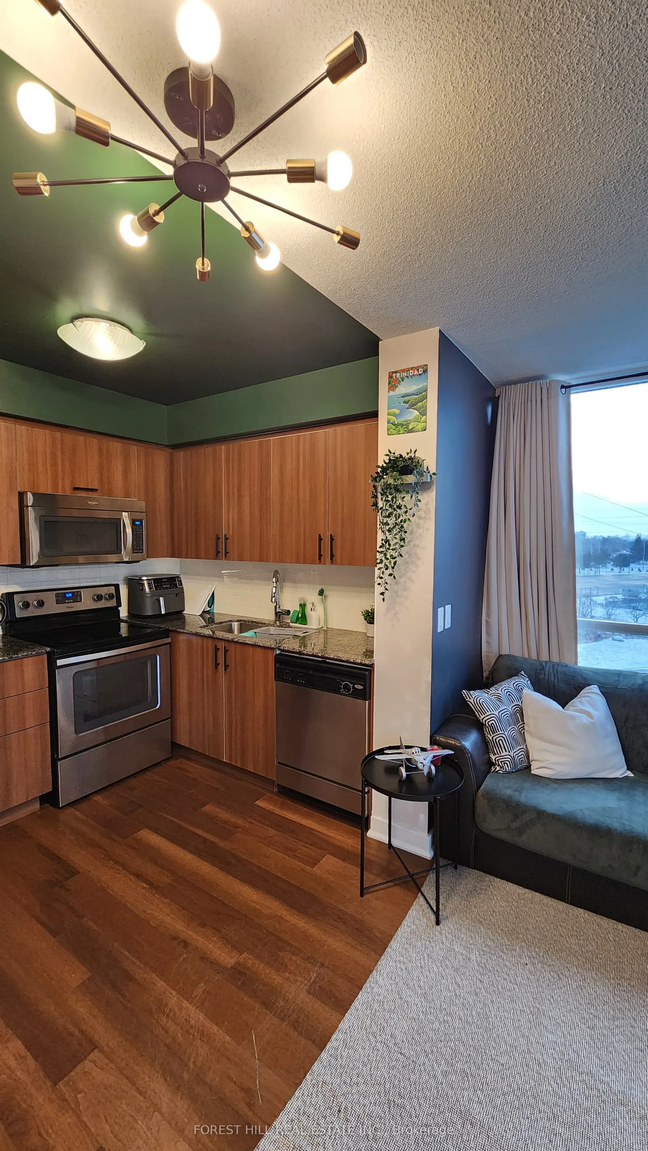 5740 Yonge Street, #604