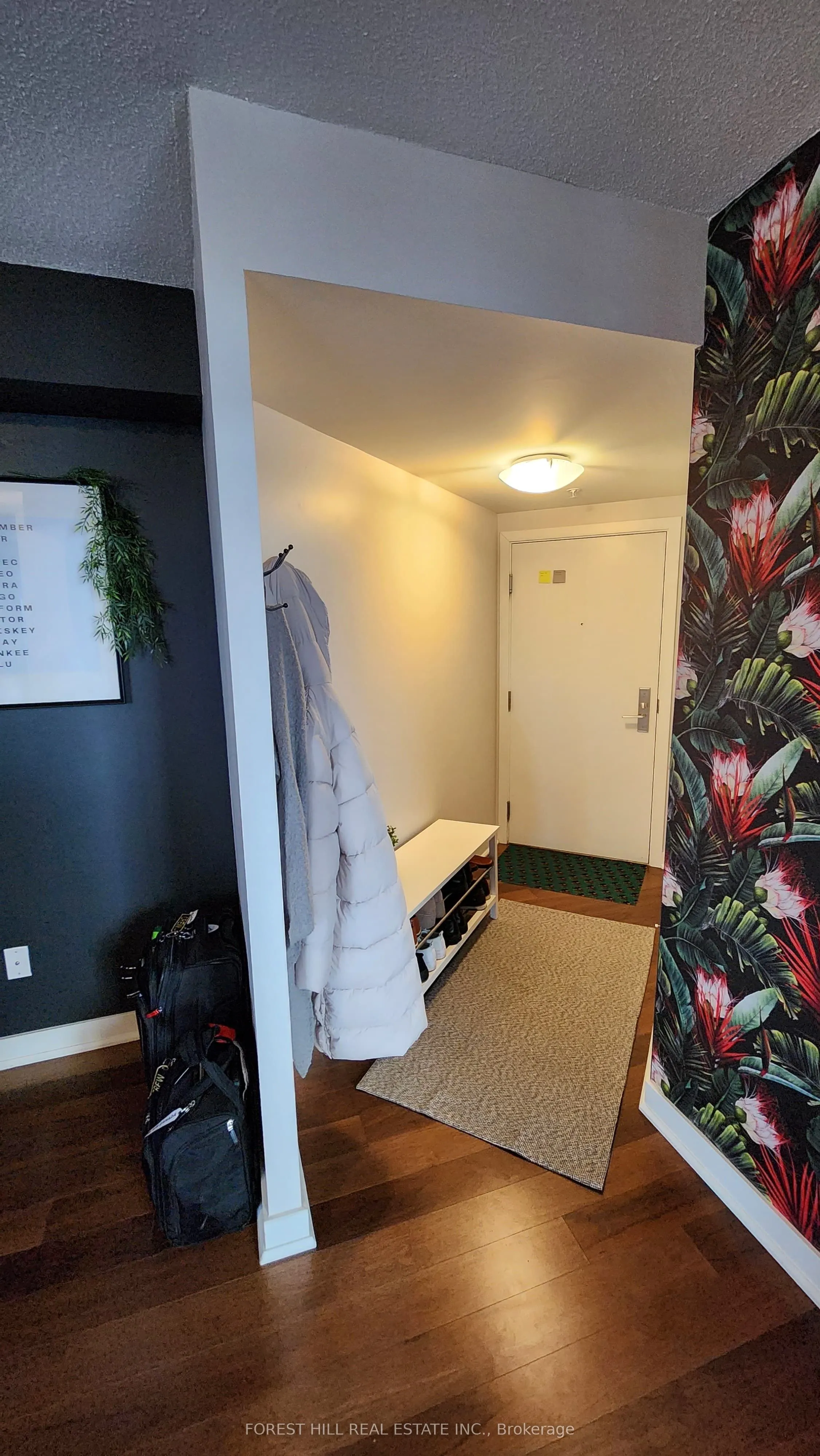 5740 Yonge Street, #604