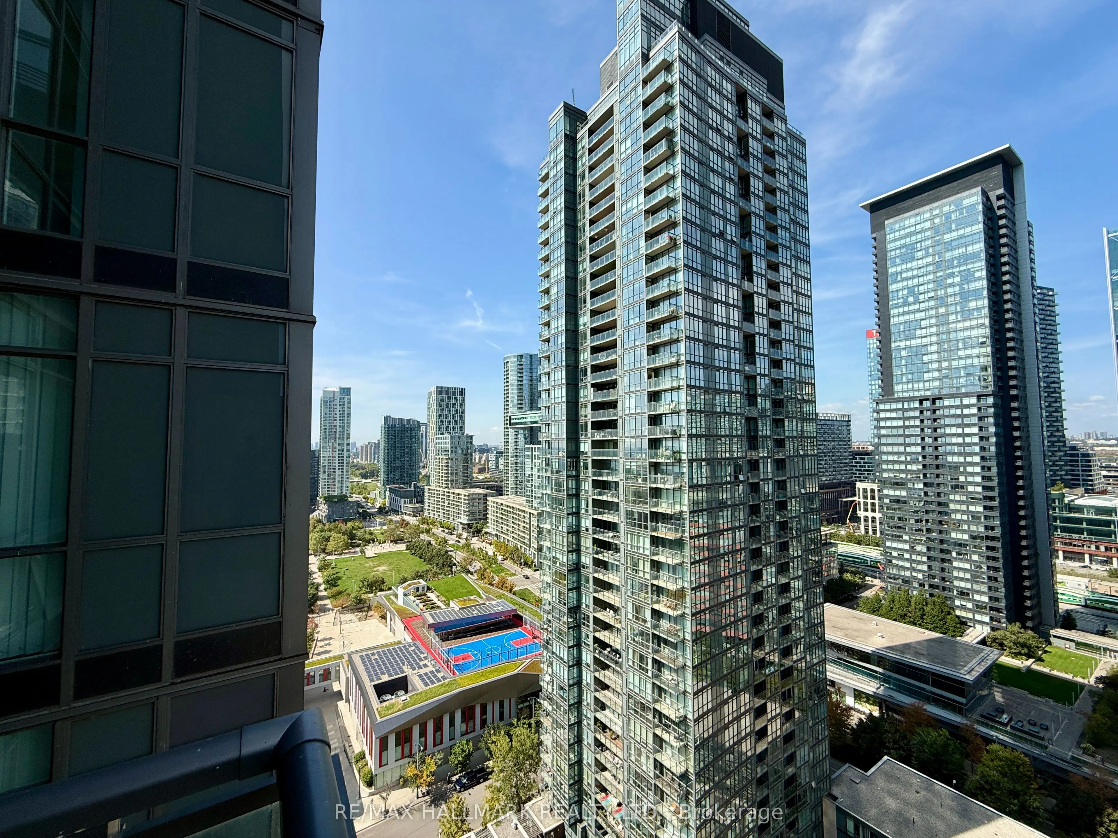 11 Brunel Court, #2805