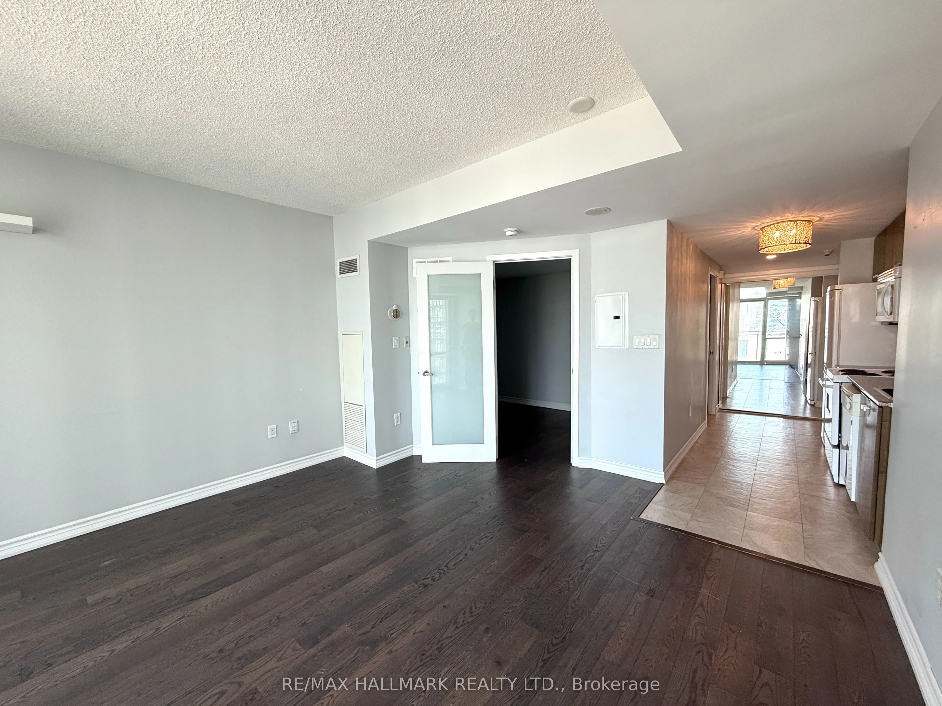 11 Brunel Court, #2805