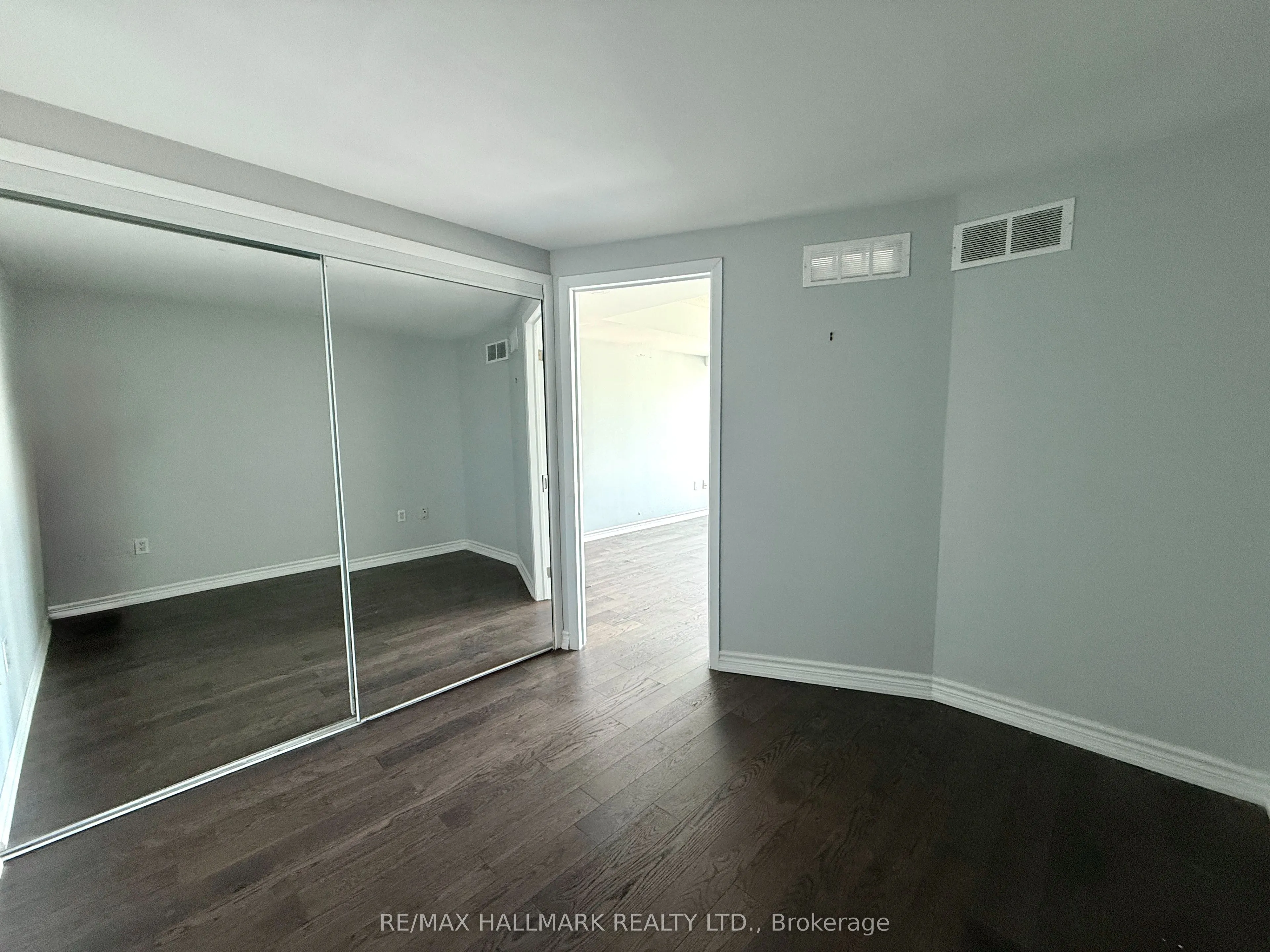 11 Brunel Court, #2805