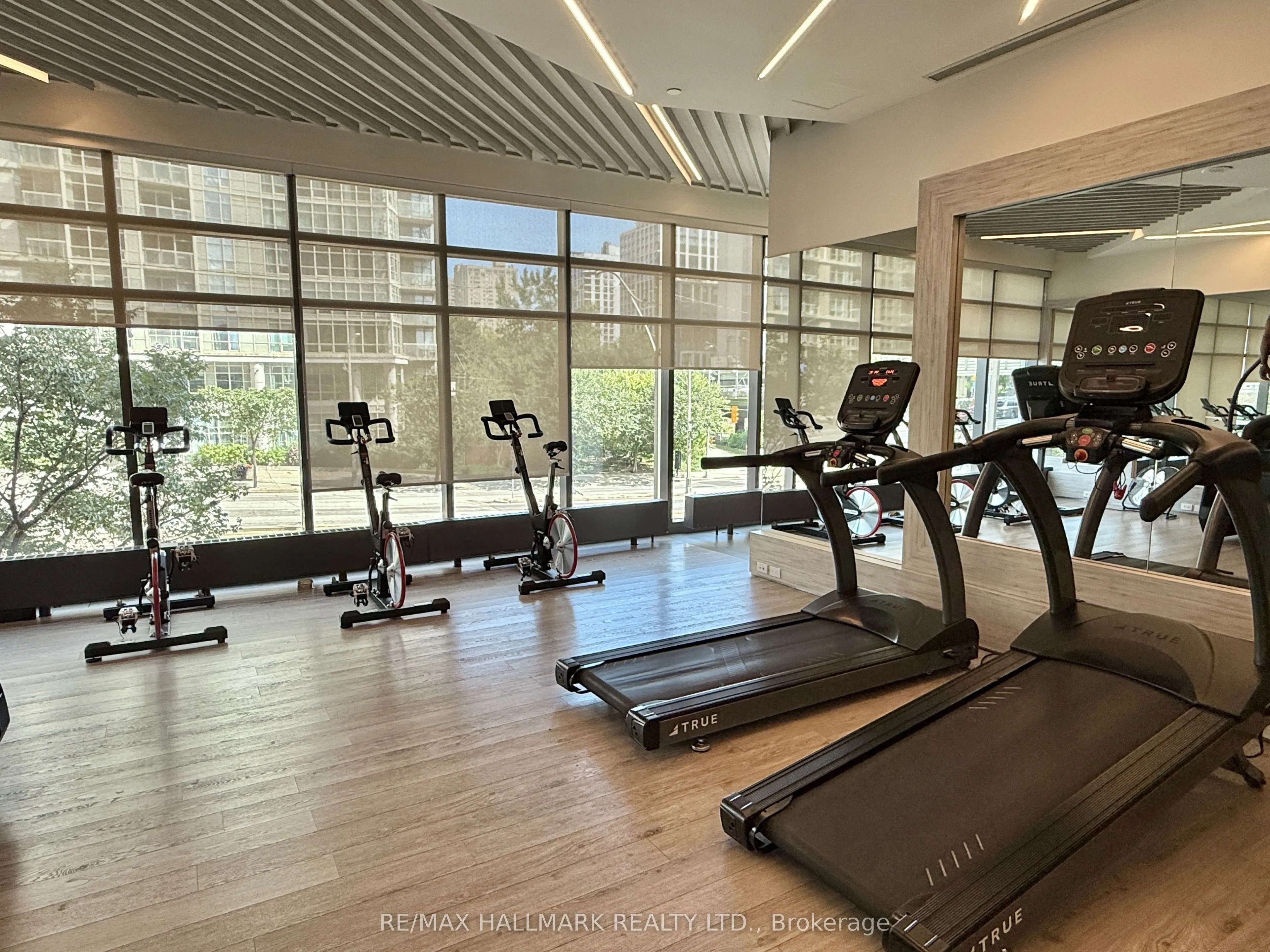 11 Brunel Court, #2805