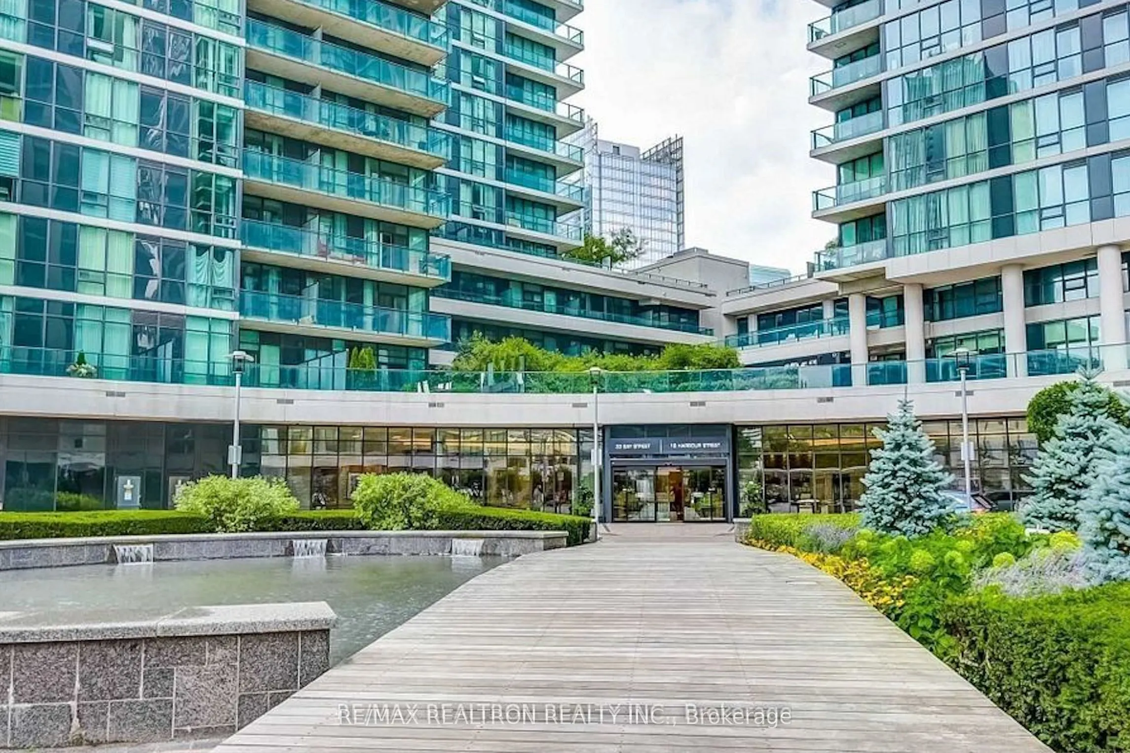 33 Bay Street, #2205