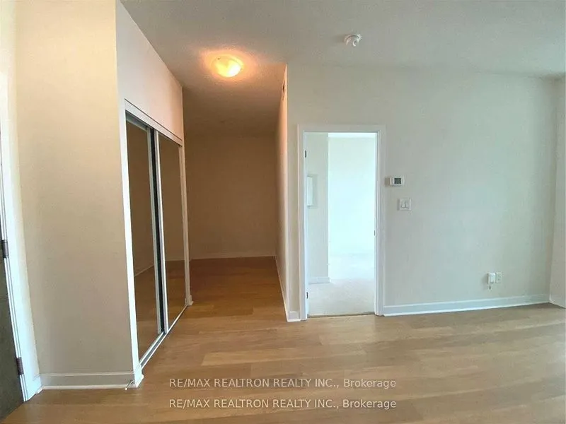 33 Bay Street, #2205