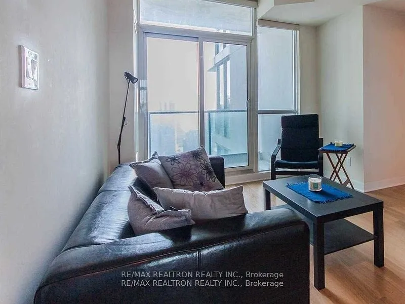 33 Bay Street, #2205