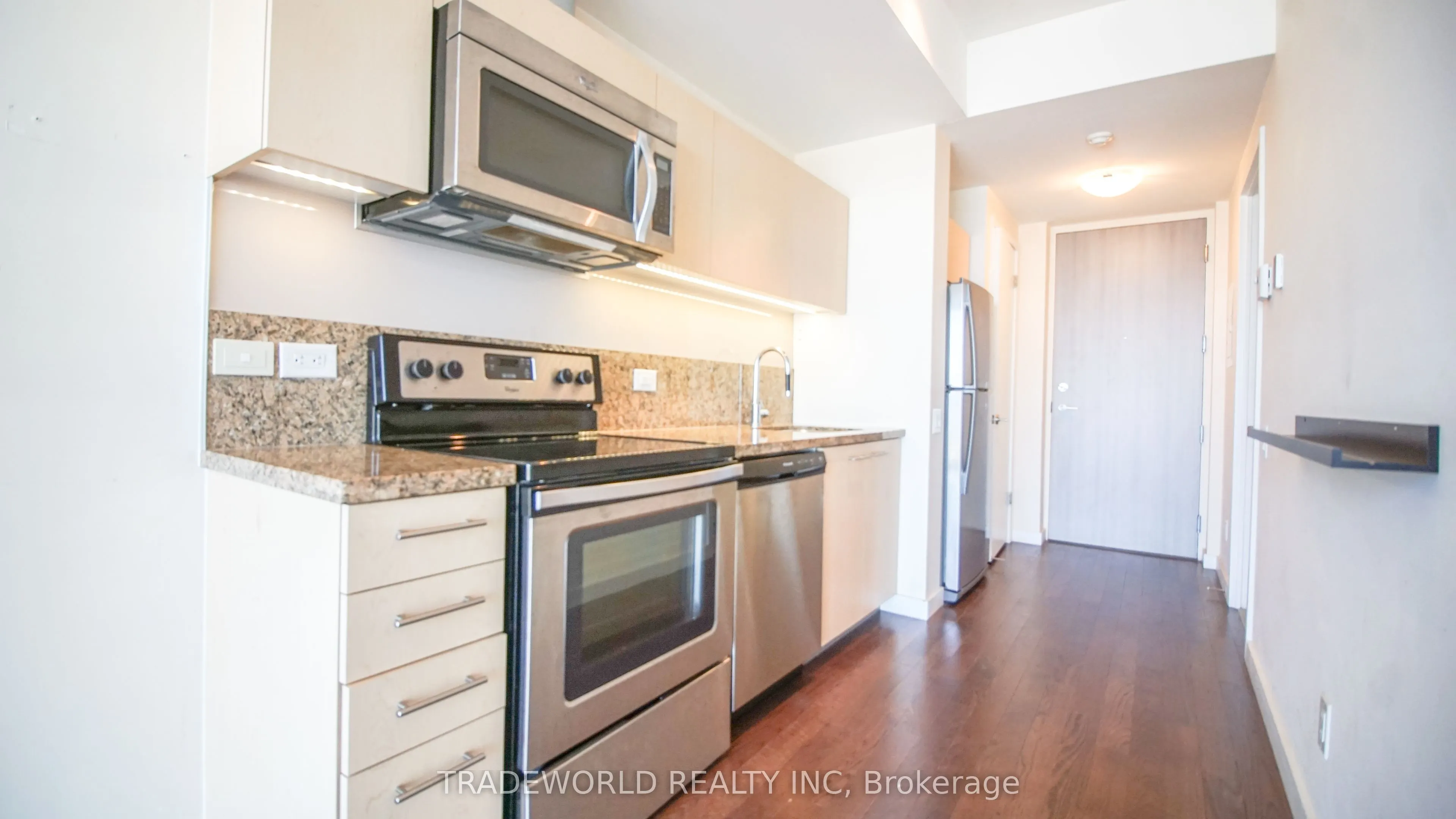 70 Distillery Lane, #3305