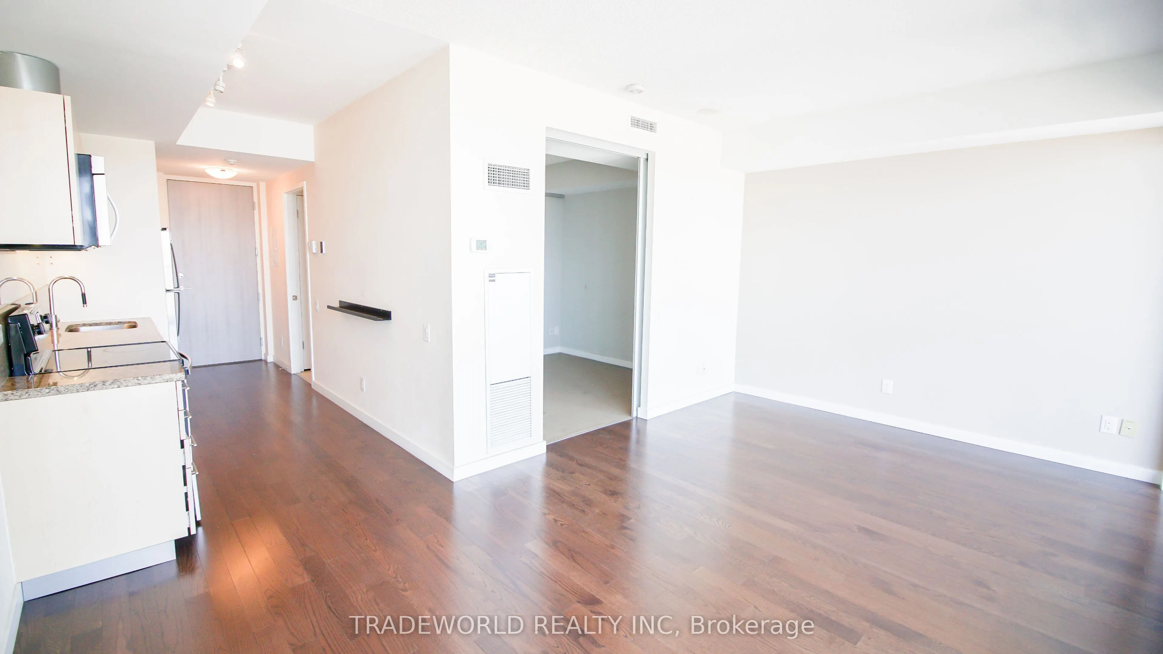 70 Distillery Lane, #3305