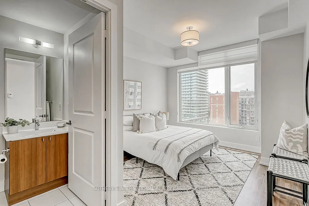 68 Merton Street, #1008