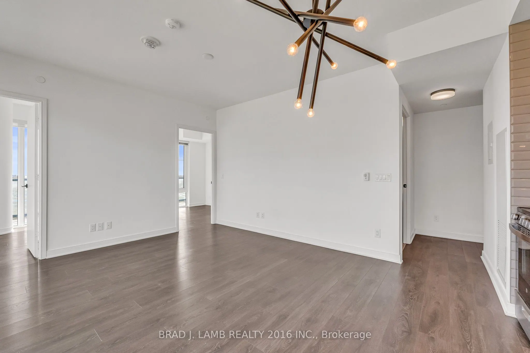 180 Mill Street, #S904