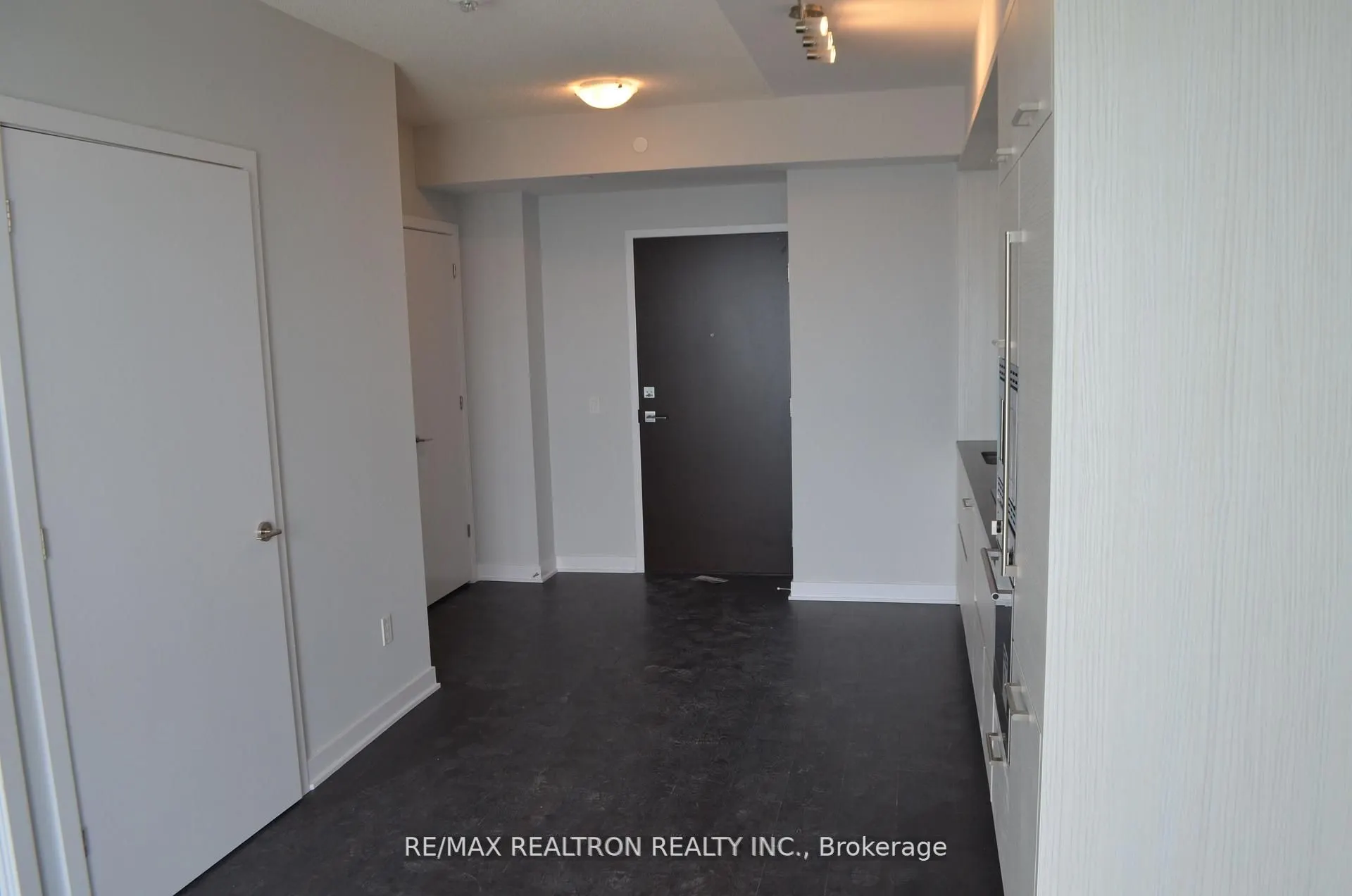 2221 Yonge Street, #5404