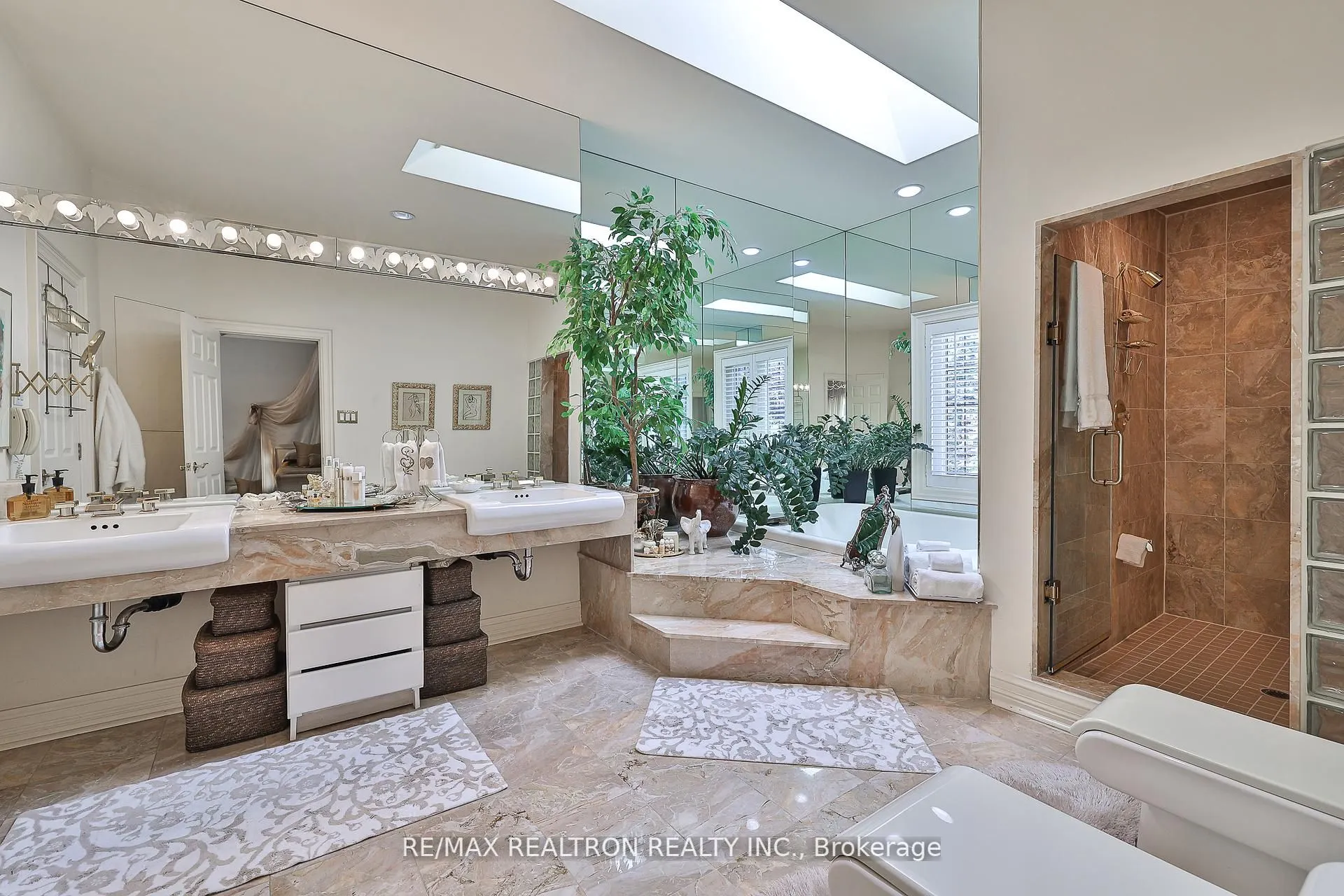 192 The Bridle Path