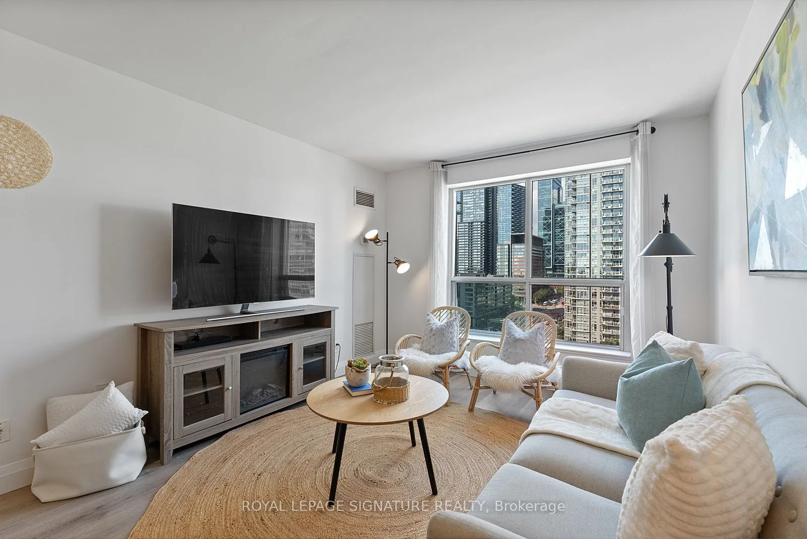 410 Queens Quay W, #1407