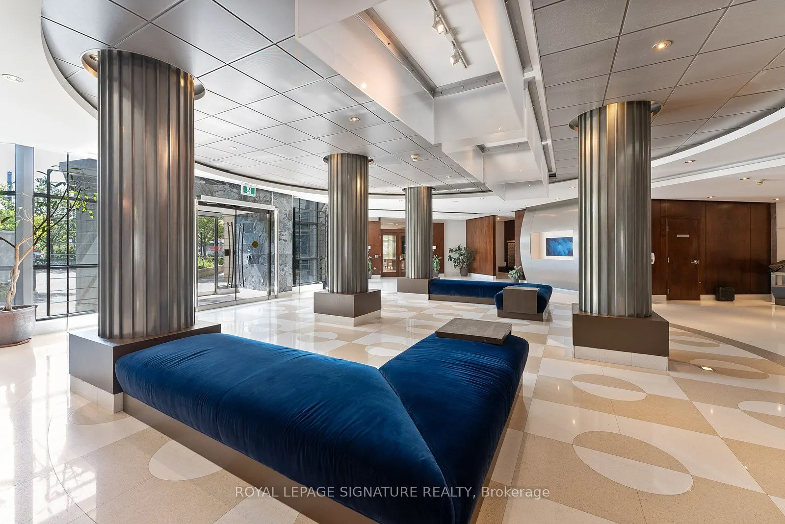 410 Queens Quay W, #1407