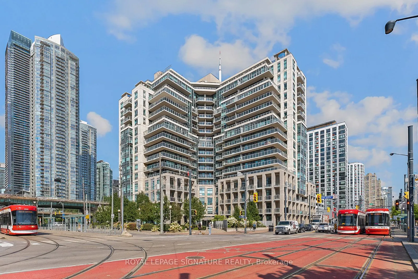 410 Queens Quay W, #1407