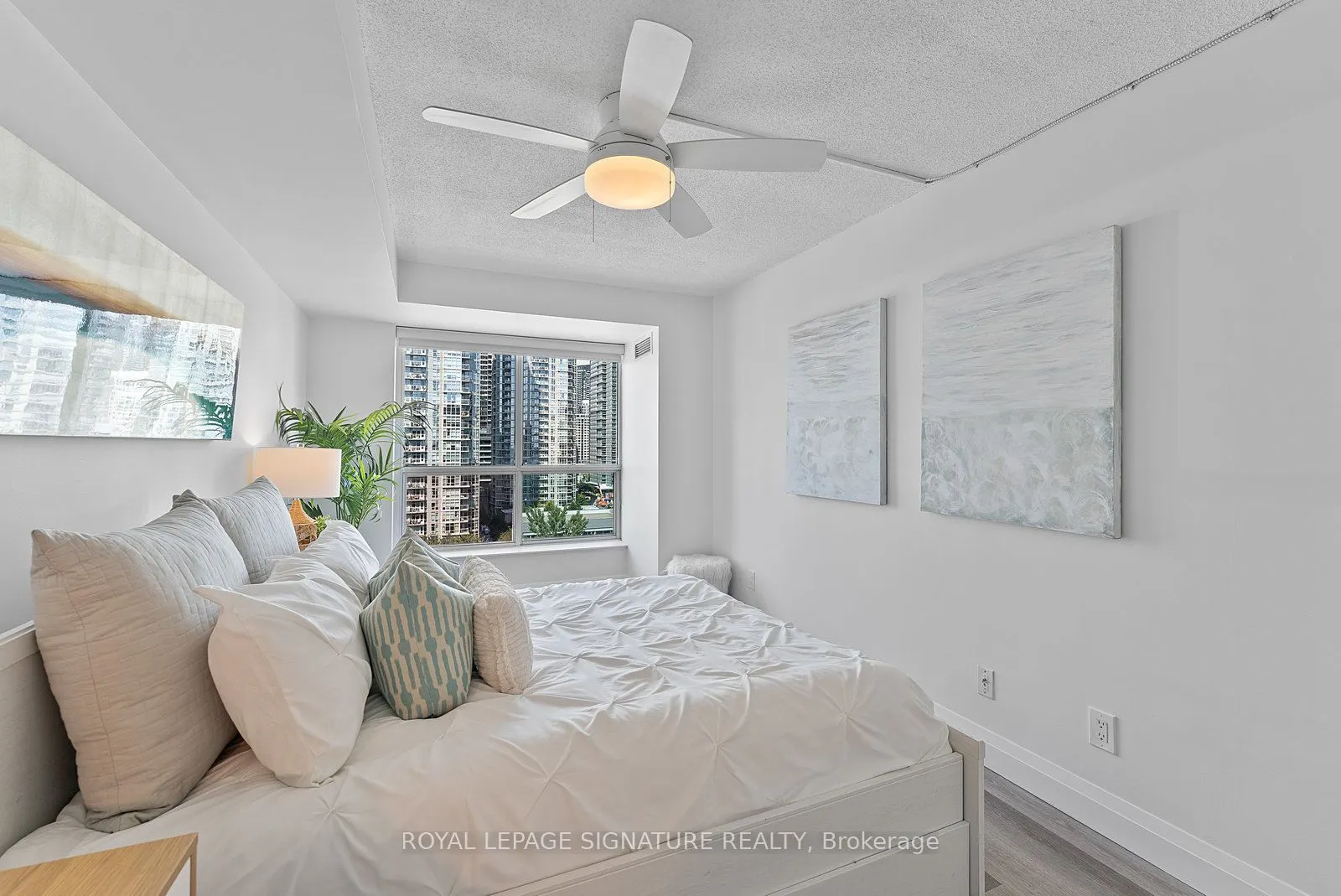 410 Queens Quay W, #1407