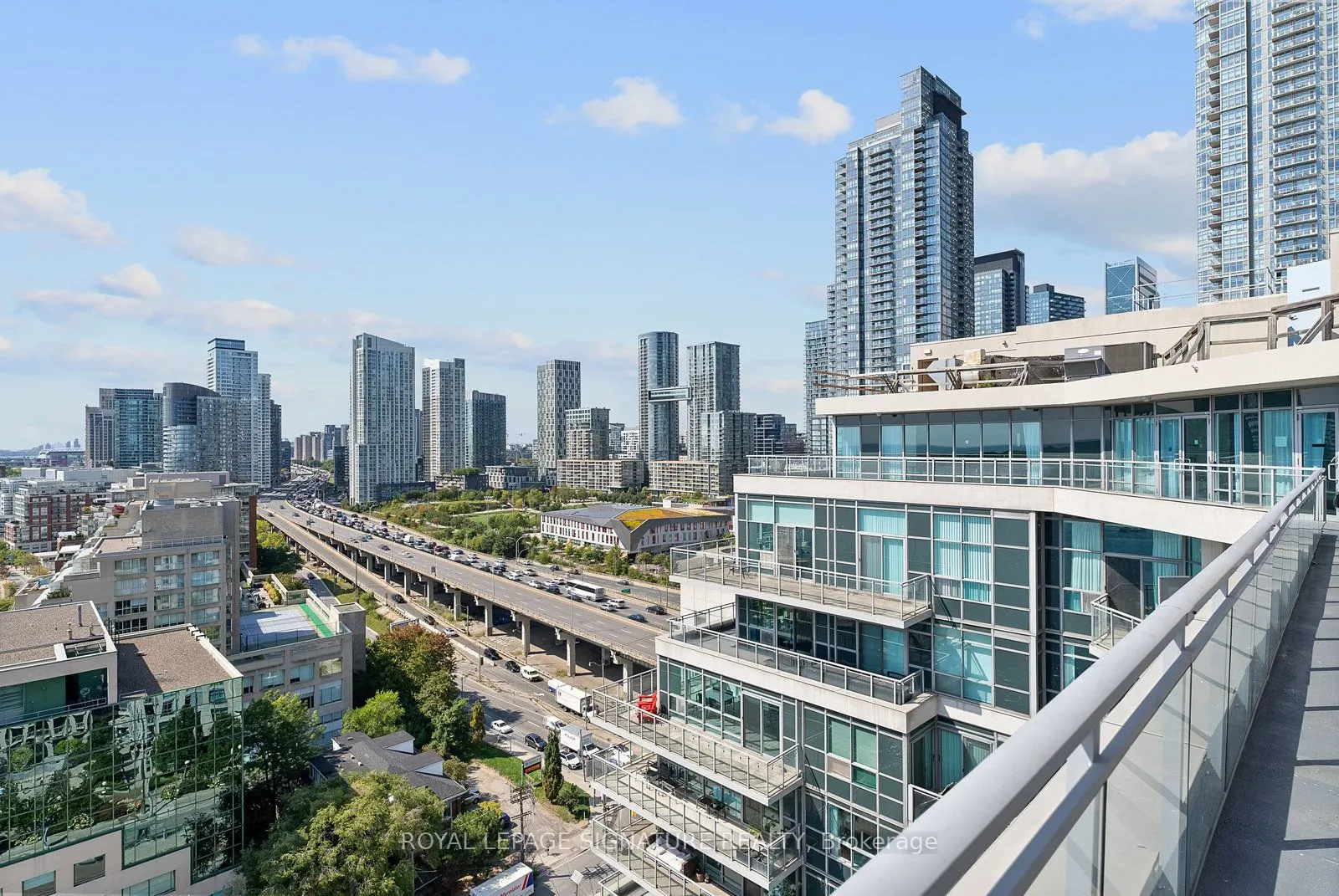 410 Queens Quay W, #1407