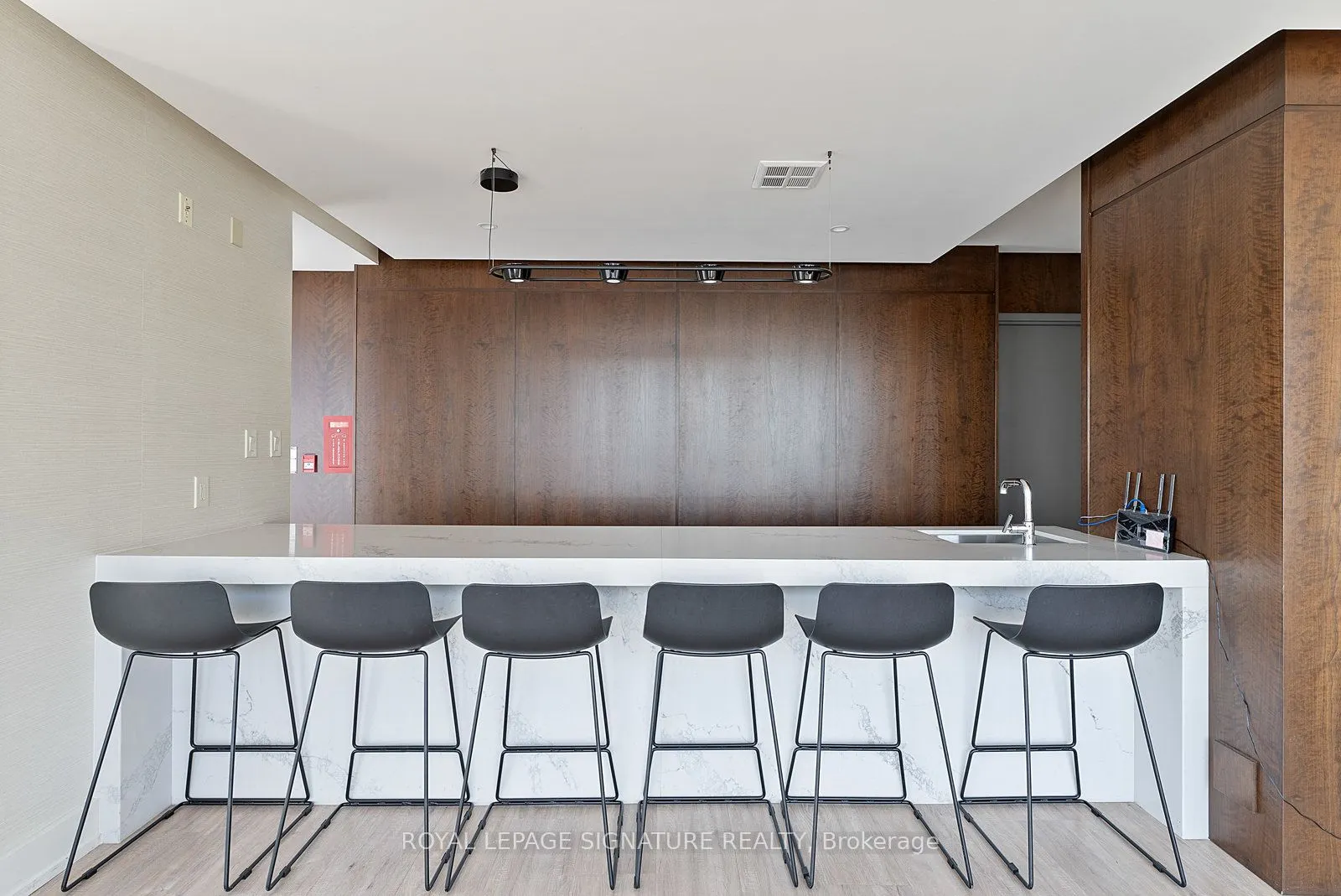 410 Queens Quay W, #1407